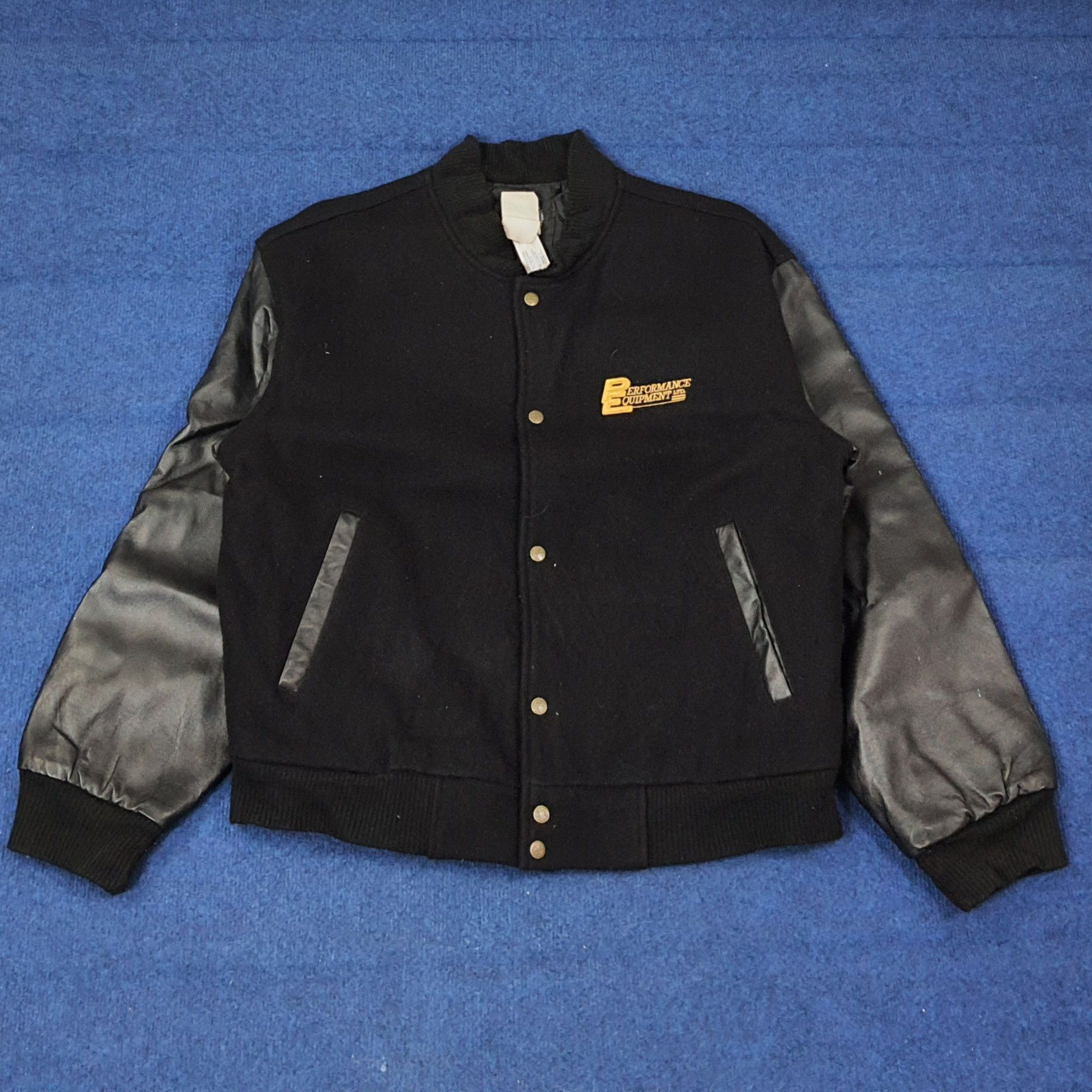 Vintage Vintage Volvo Automobile Embroidery Varsity Jacket C256N6 Size US L / EU 52-54 / 3 - 3 Thumbnail