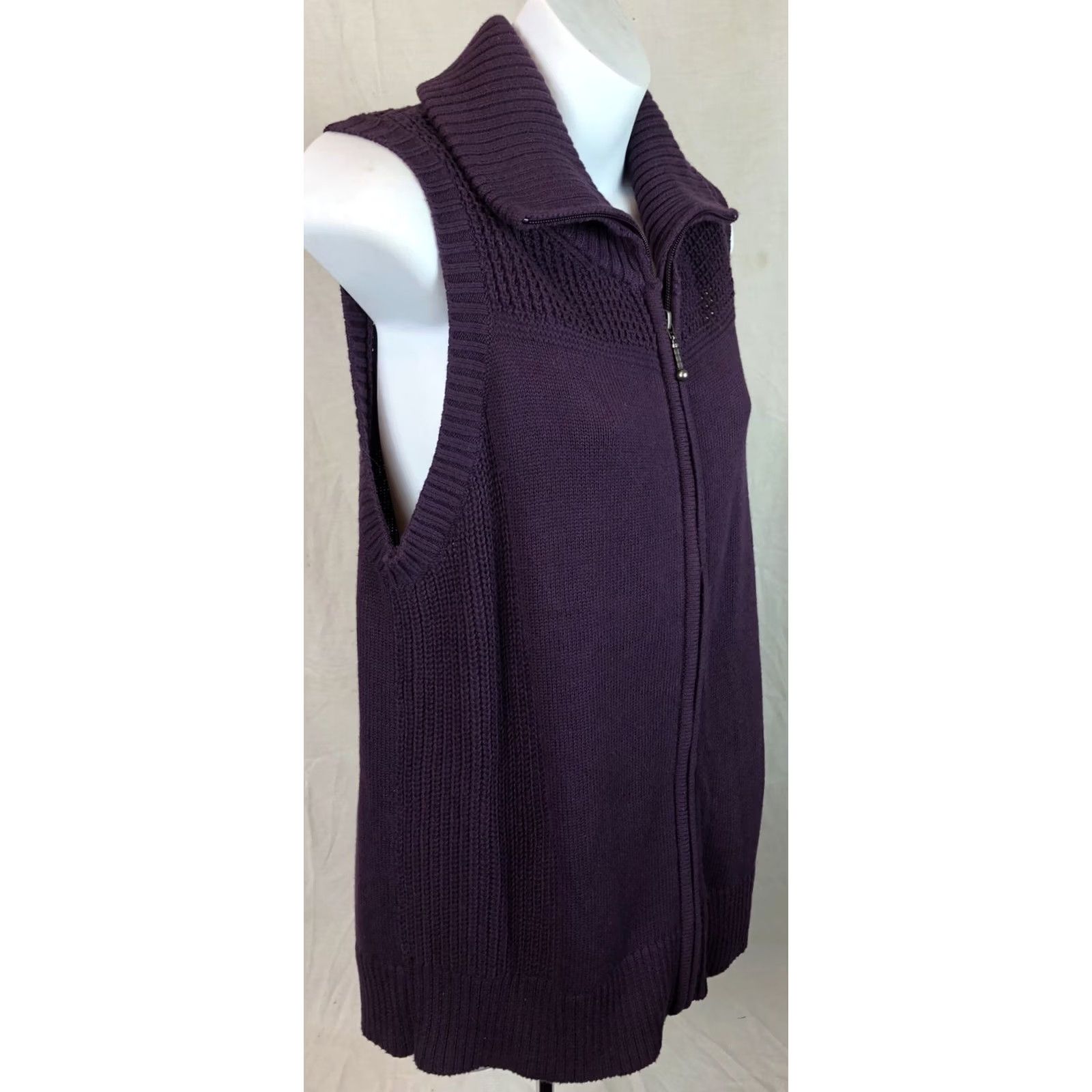 Vintage Christopher Banks Sweater Vest Purple Zip Front Sleeveless Convertible Collar M Size M / US 6-8 / IT 42-44 - 2 Thumbnail