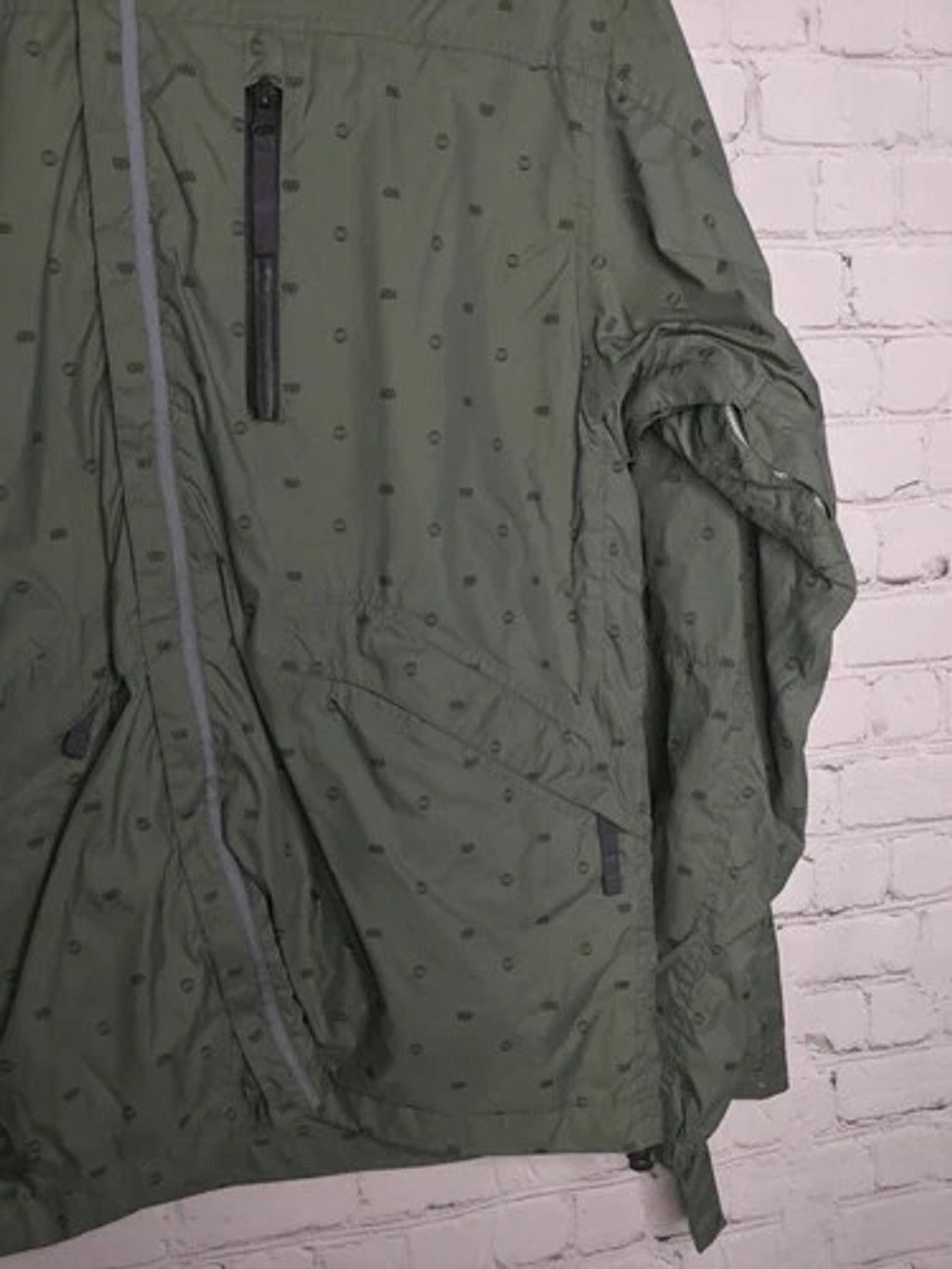 686 686 Mesh Lined Full Zip Raincoat Windbreaker Jacket Women S Size S / US 4 / IT 40 - 5 Thumbnail