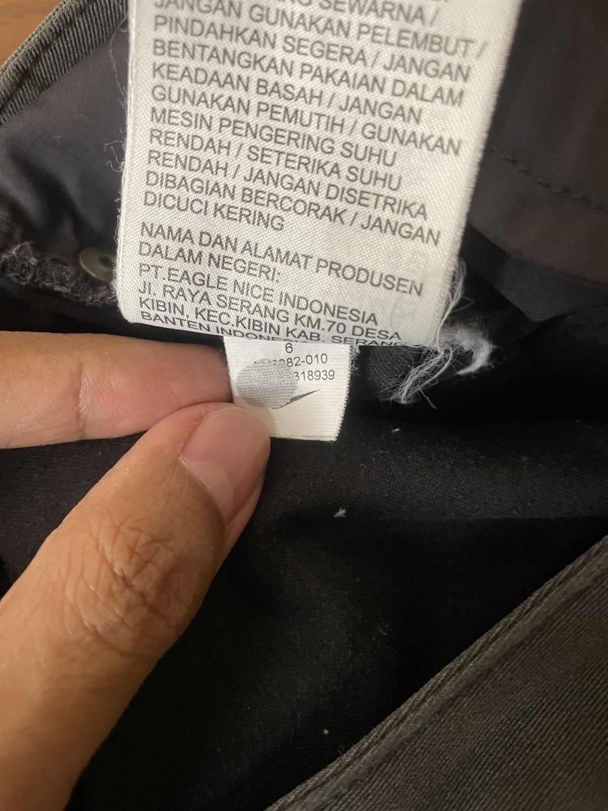 Vintage Vintage Black Nike Slack Casual Pants x Streetwear Size US 27 - 7 Thumbnail