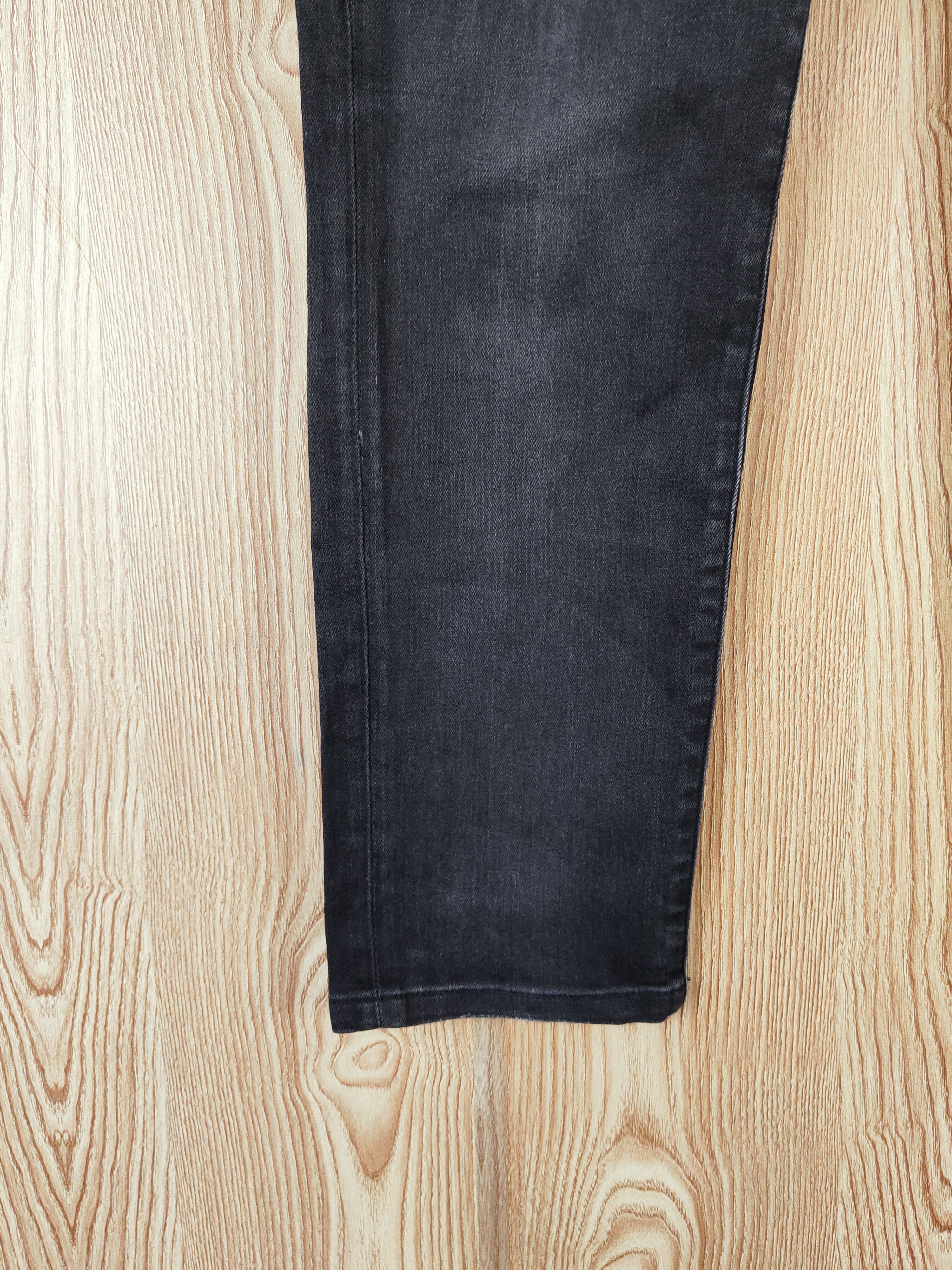 Japanese Brand Uniqlo fabirc by kaihara Black Distressed Ripped Jeans #W609 Size US 30 / EU 46 - 4 Thumbnail