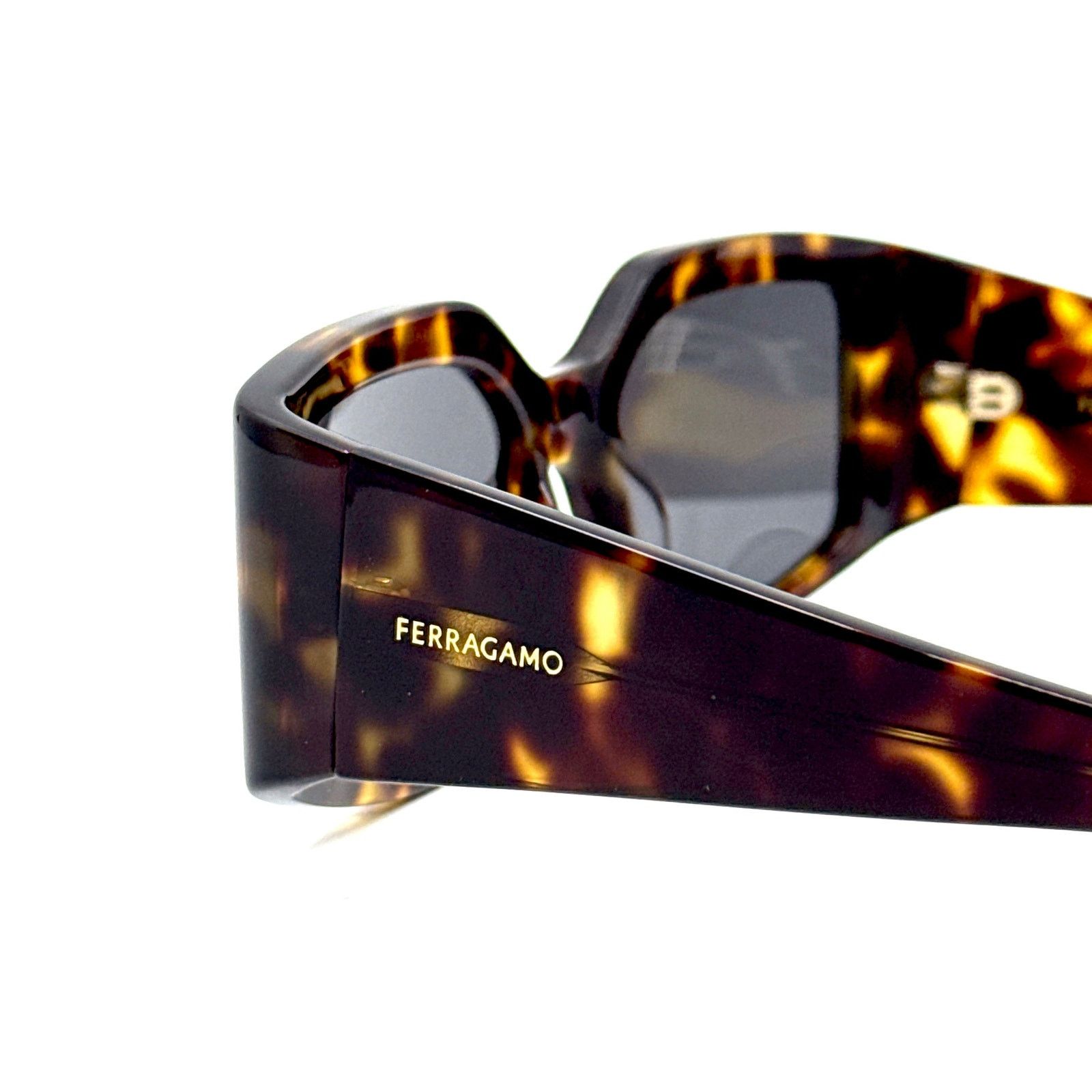 Salvatore Ferragamo New! SALVATORE FERRAGAMO Sunglasses SF1101S 242, AUTHENTIC Size ONE SIZE - 7 Thumbnail