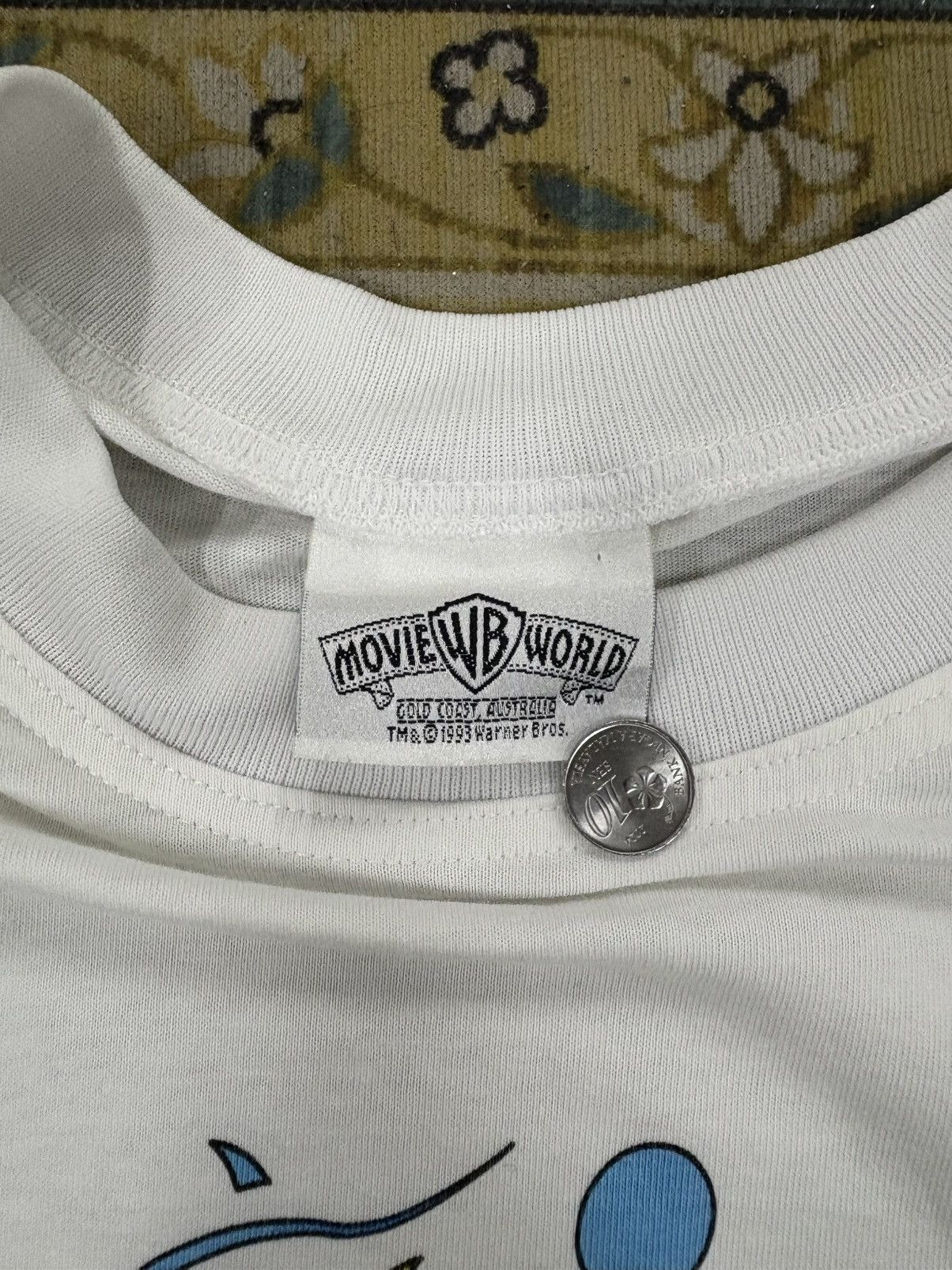 Vintage Vintage 1992 Warner Bros Tshirt Size US L / EU 52-54 / 3 - 6 Thumbnail