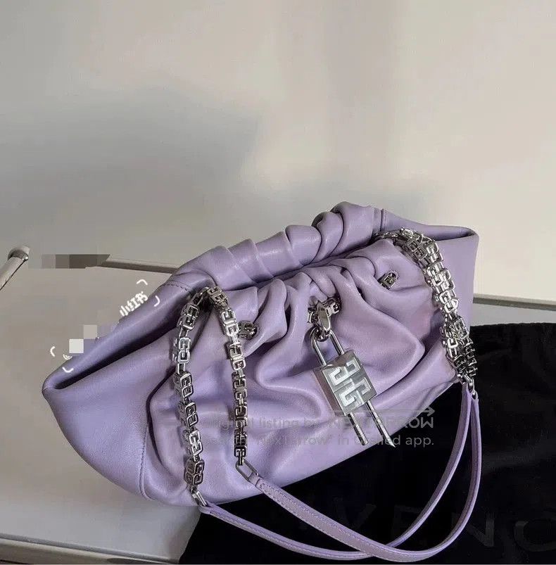 Givenchy Givenchy Kenny Bag New Style. Size ONE SIZE - 1 Thumbnail