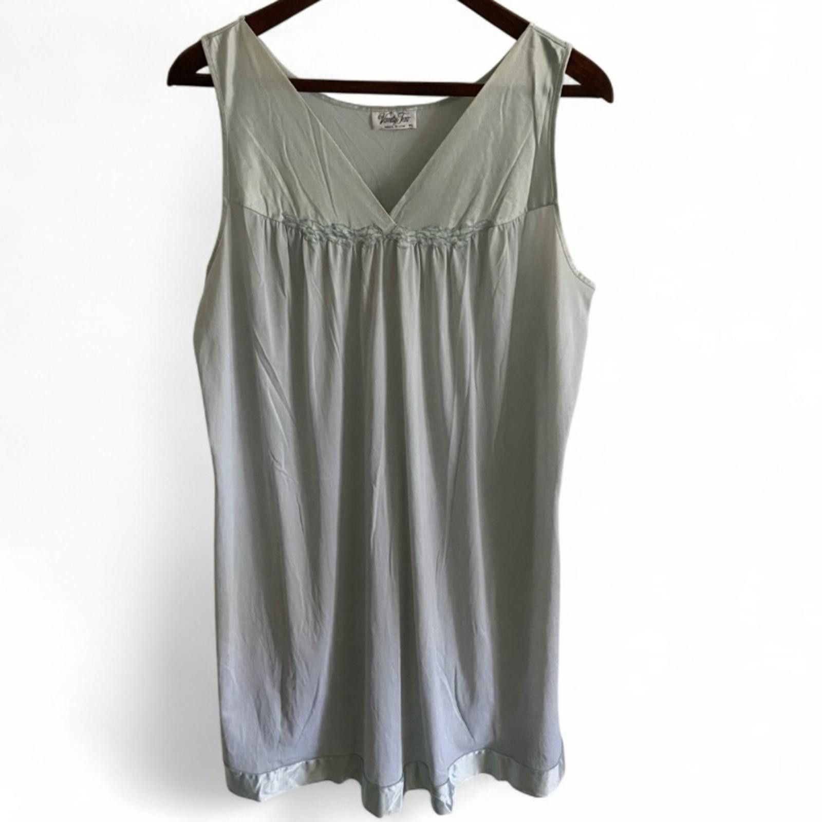 Other Vintage Vanity Fair Blue Embroidered Floral Slip Dress Sz XL Size ONE SIZE - 2 Thumbnail