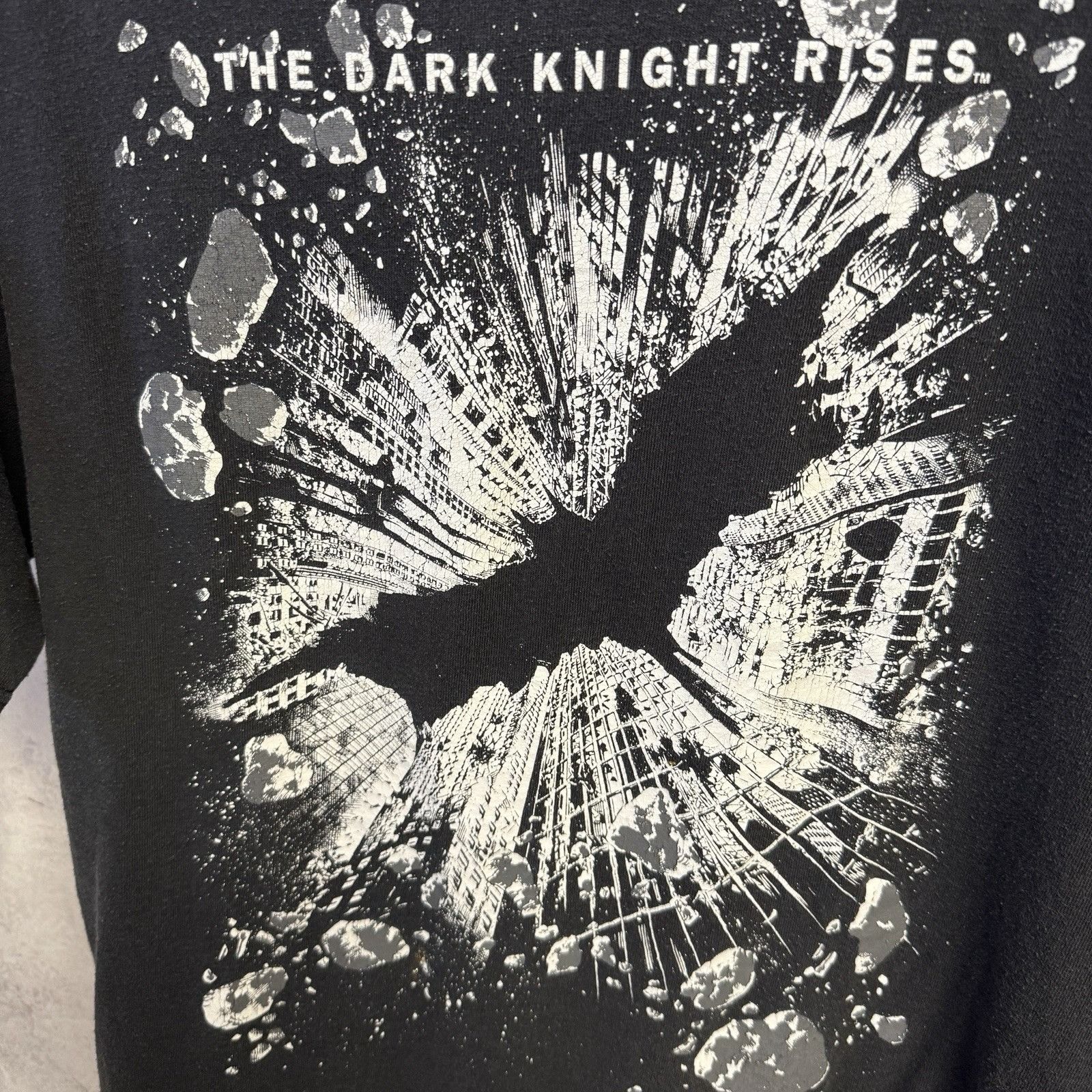 DC The Dark Knight Rises DC Comics T Shirt Mens XL Batman Size US XL / EU 56 / 4 - 4 Thumbnail