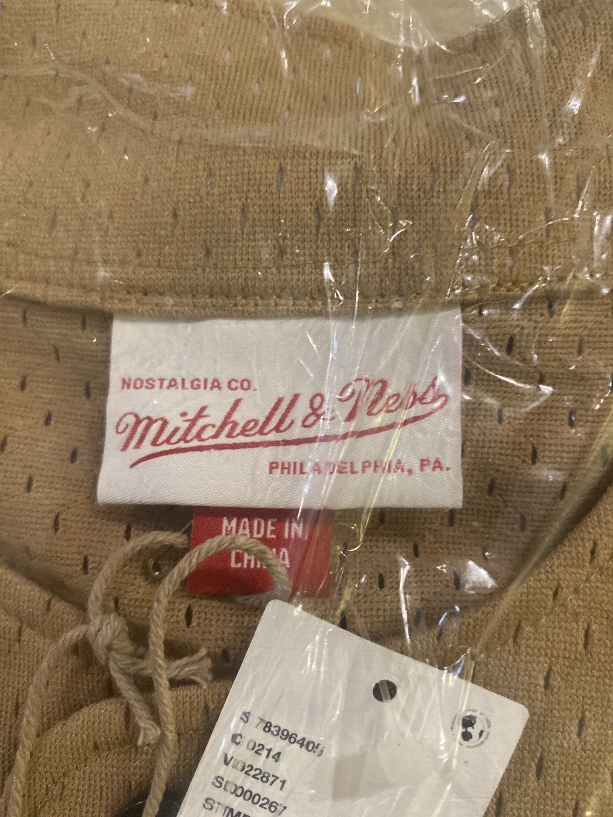 Mitchell & Ness Mitchell & Ness baseball mesh tee shirt short sleeve button Size US L / EU 52-54 / 3 - 8 Thumbnail