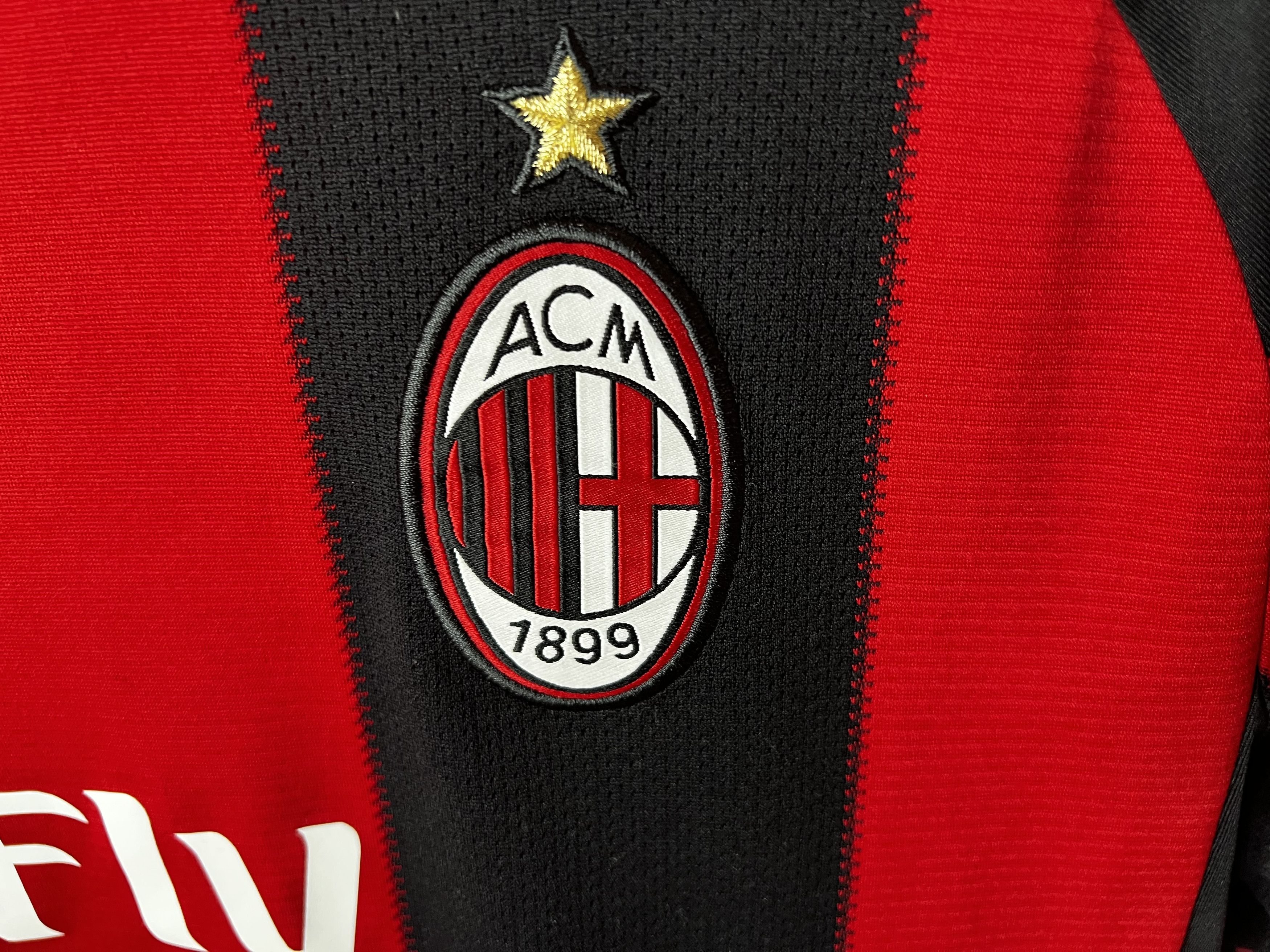 Adidas AC MILAN 2010 2011 HOME FOOTBALL SHIRT SOCCER JERSEY Size US S / EU 44-46 / 1 - 4 Thumbnail