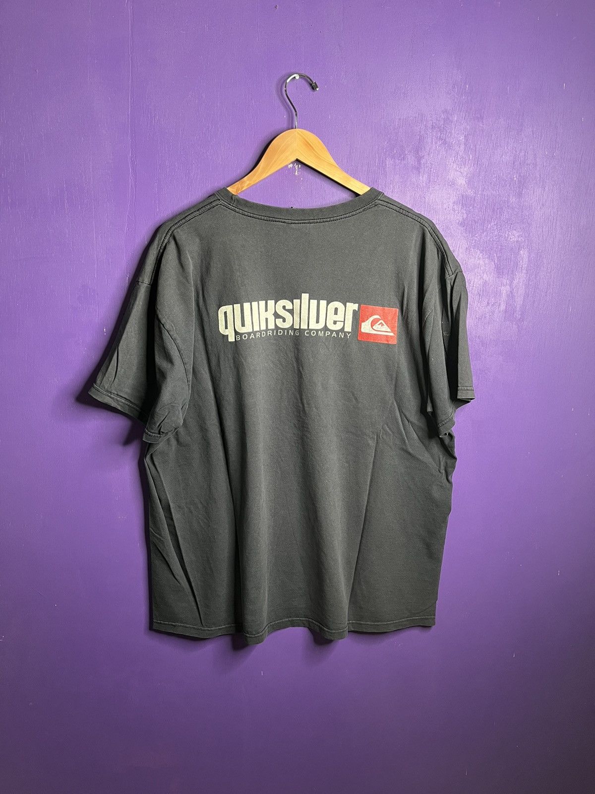 Quiksilver × Vintage Vintage 00s Quicksilver box logo faded t-shirt Size US XL / EU 56 / 4 - 2 Thumbnail