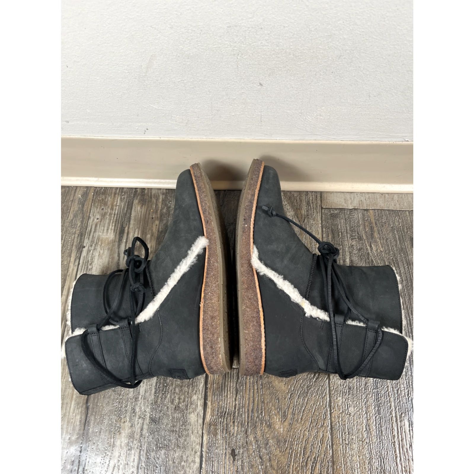 Ugg UGG Australia Luisa Womens 8 Water Resistant Leather Boots Gray 1012545 Leather Sheepskin Ankle Boot Wool Lining Size US 8 / IT 38 - 6 Thumbnail