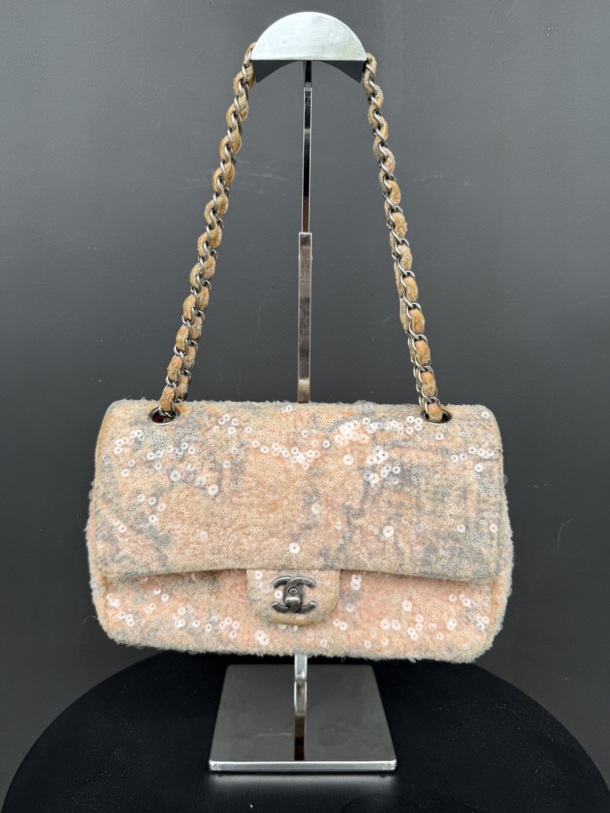 Chanel Chanel - Pink Sequined Small Double Flap Shoulder Bag Size ONE SIZE - 1 Thumbnail