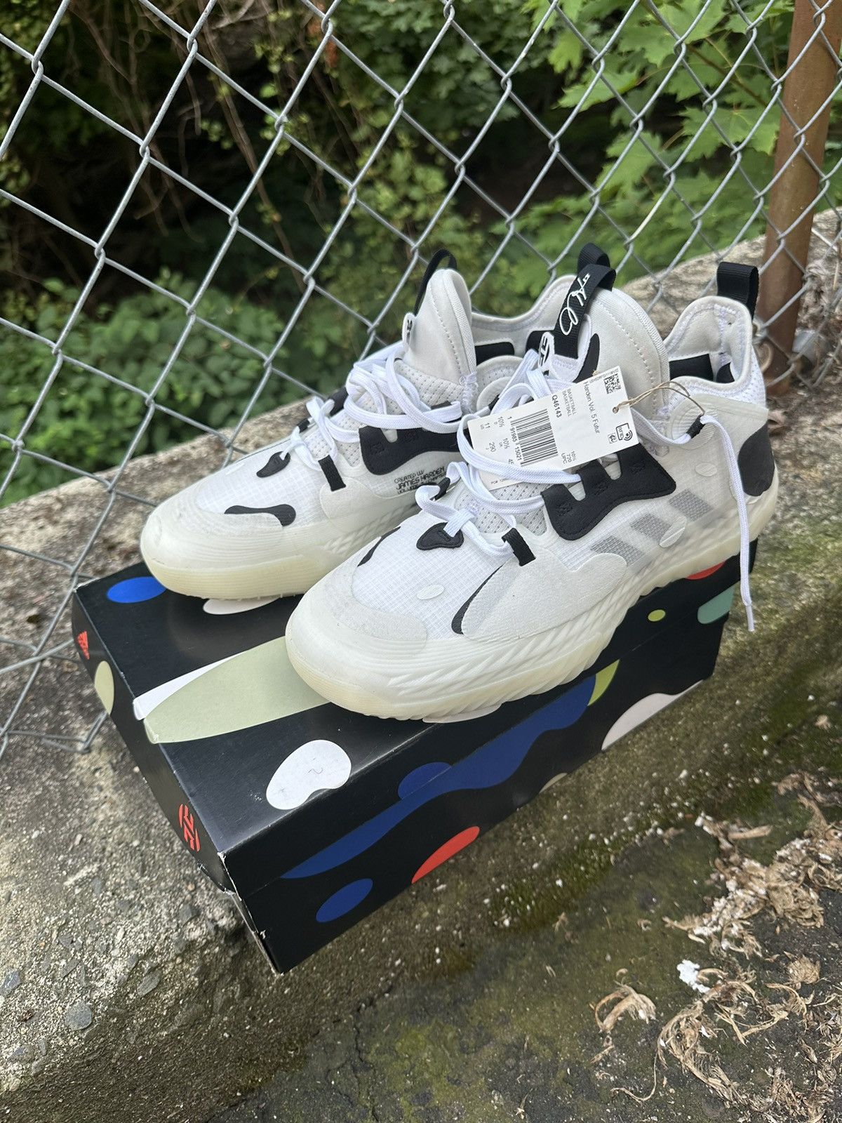Adidas Adidas Harden Vol. 5 Futurenatural ‘Welcome to BKLYN’ White Size US 11 / EU 44 - 2 Thumbnail