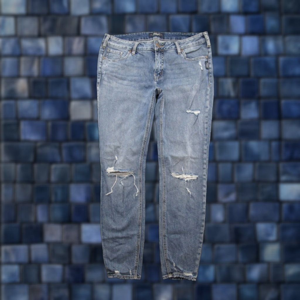 Silver Jeans Co. Silver Jeans Distressed Denim Light Wash Stretch Super Skinny Elyse Jeans 31x29 Women Jeans 31 Blue 90s? Size 24" / US 00 / IT 34 - 1 Thumbnail