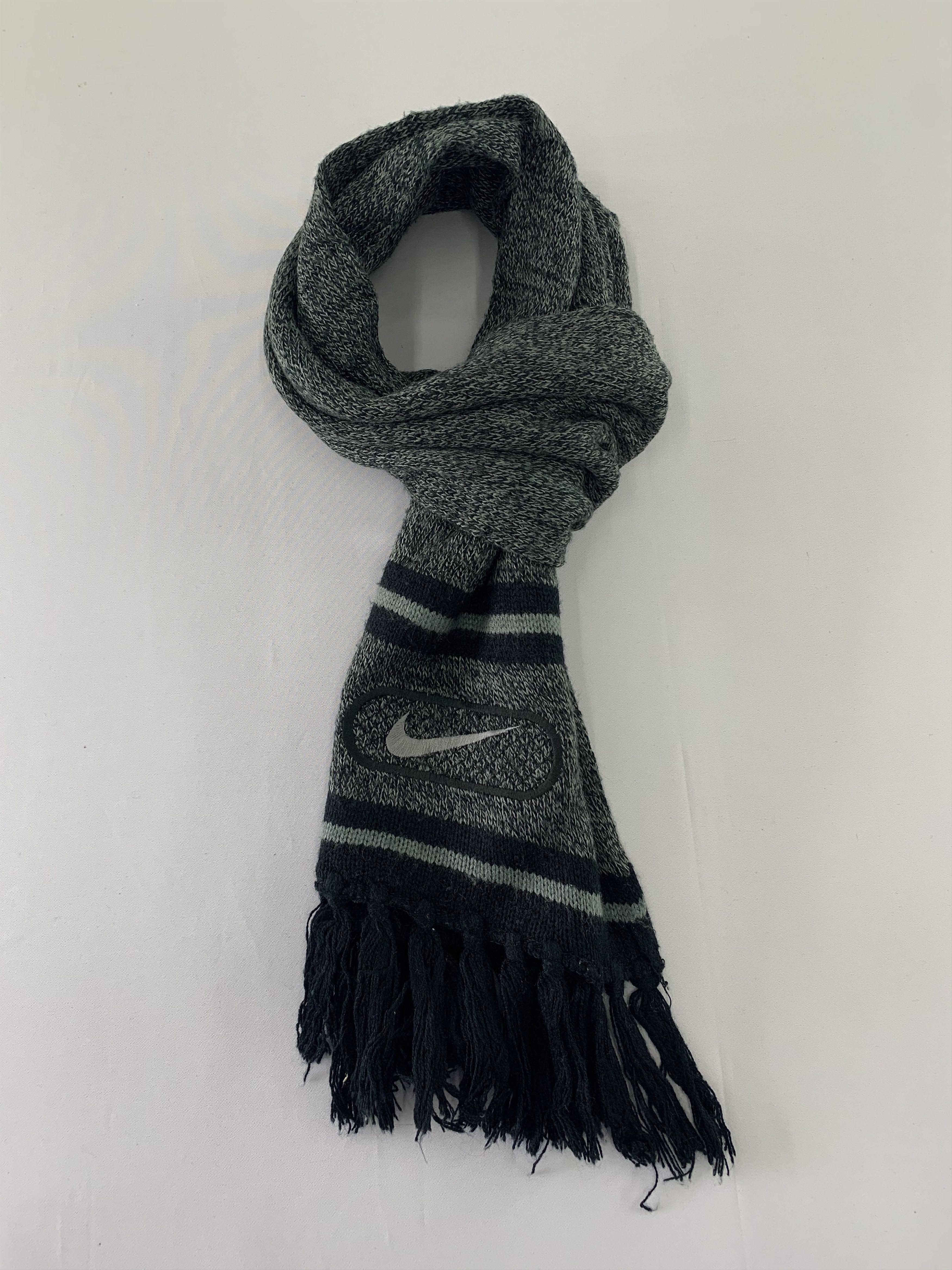 Nike Nike Scarf Wool Muffler Neck Wrap BL4233 Size ONE SIZE - 1 Thumbnail