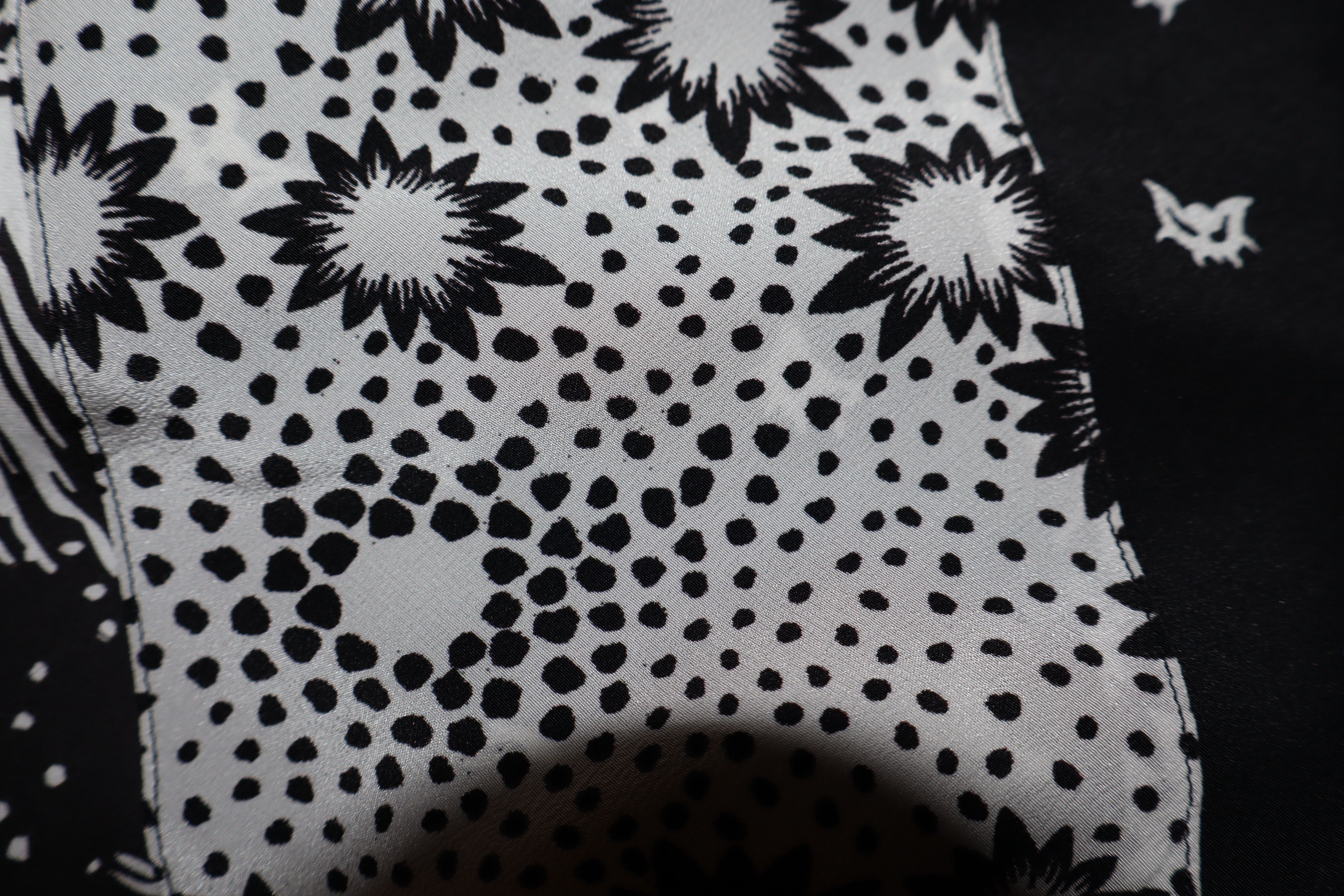 Givenchy Givenchy printed silk and cotton zip shirt Size US S / EU 44-46 / 1 - 13 Thumbnail