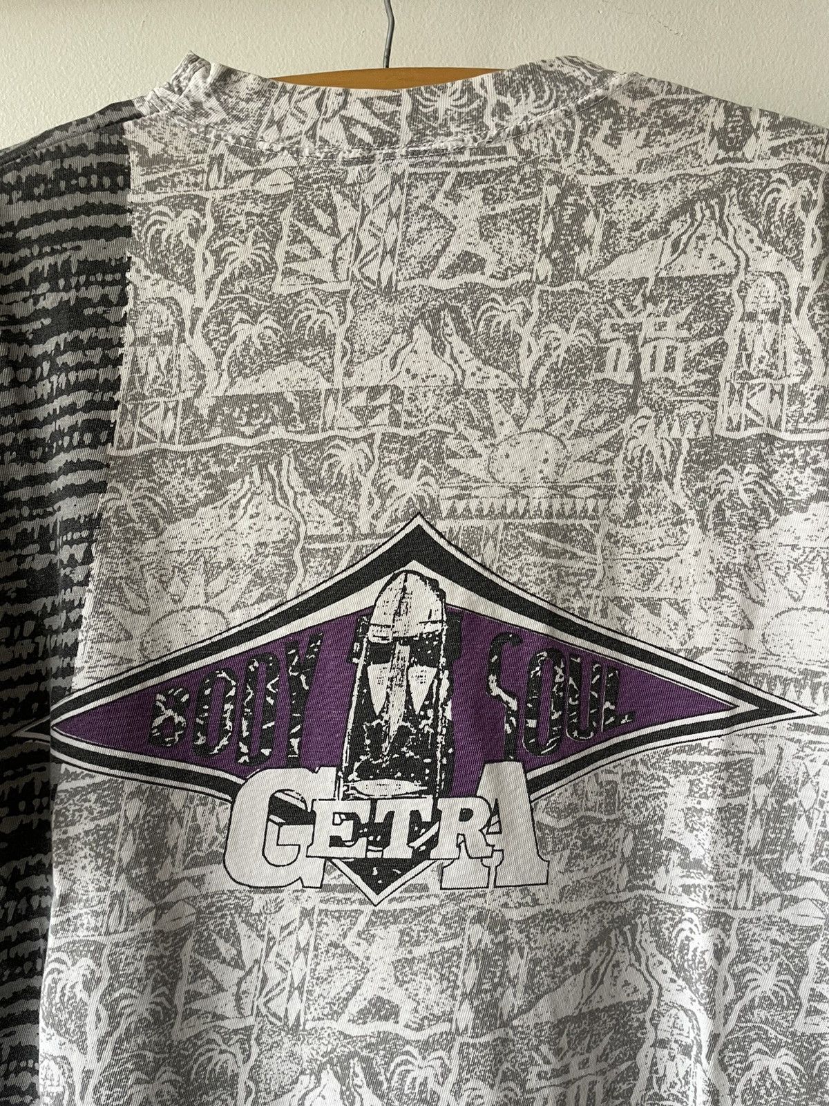 Vintage Baggy Vintage 90s Surfer Tiki Beach tee Size US S / EU 44-46 / 1 - 2 Thumbnail