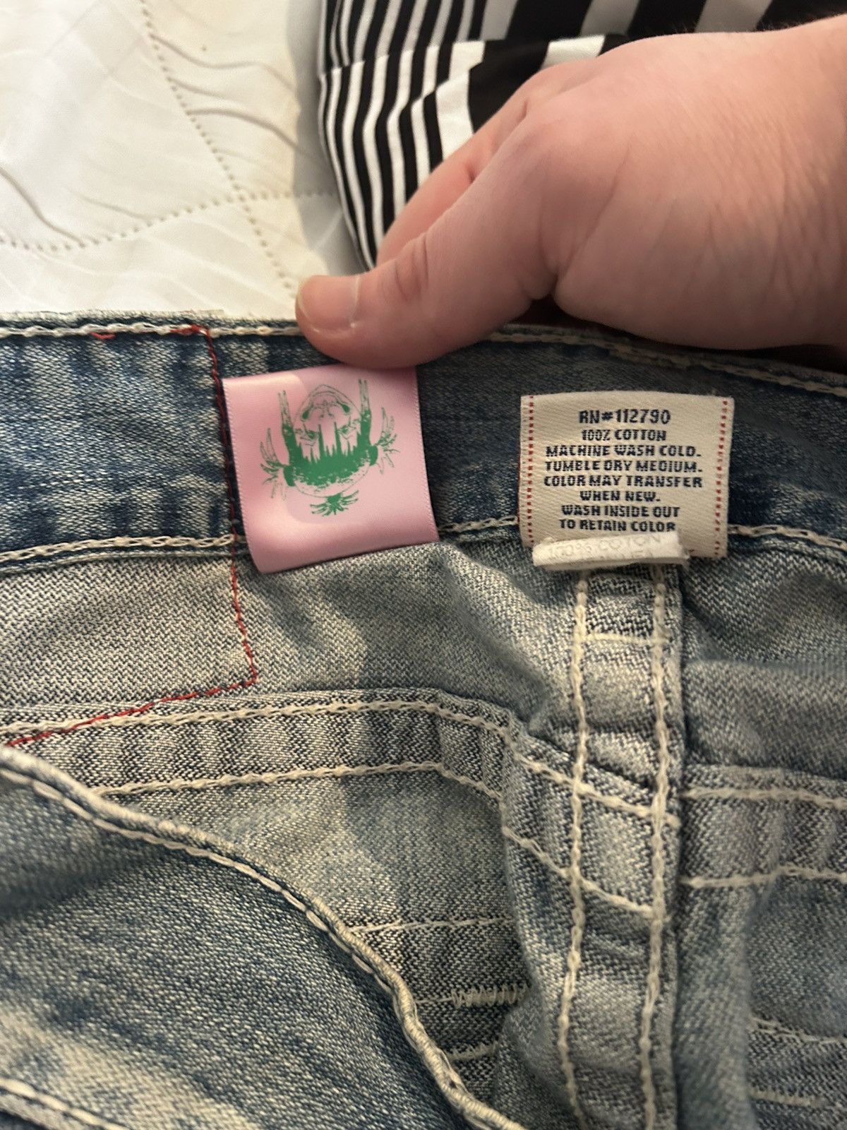 True Religion Vissereine true religion repaired jeans Size US 33 - 8 Thumbnail