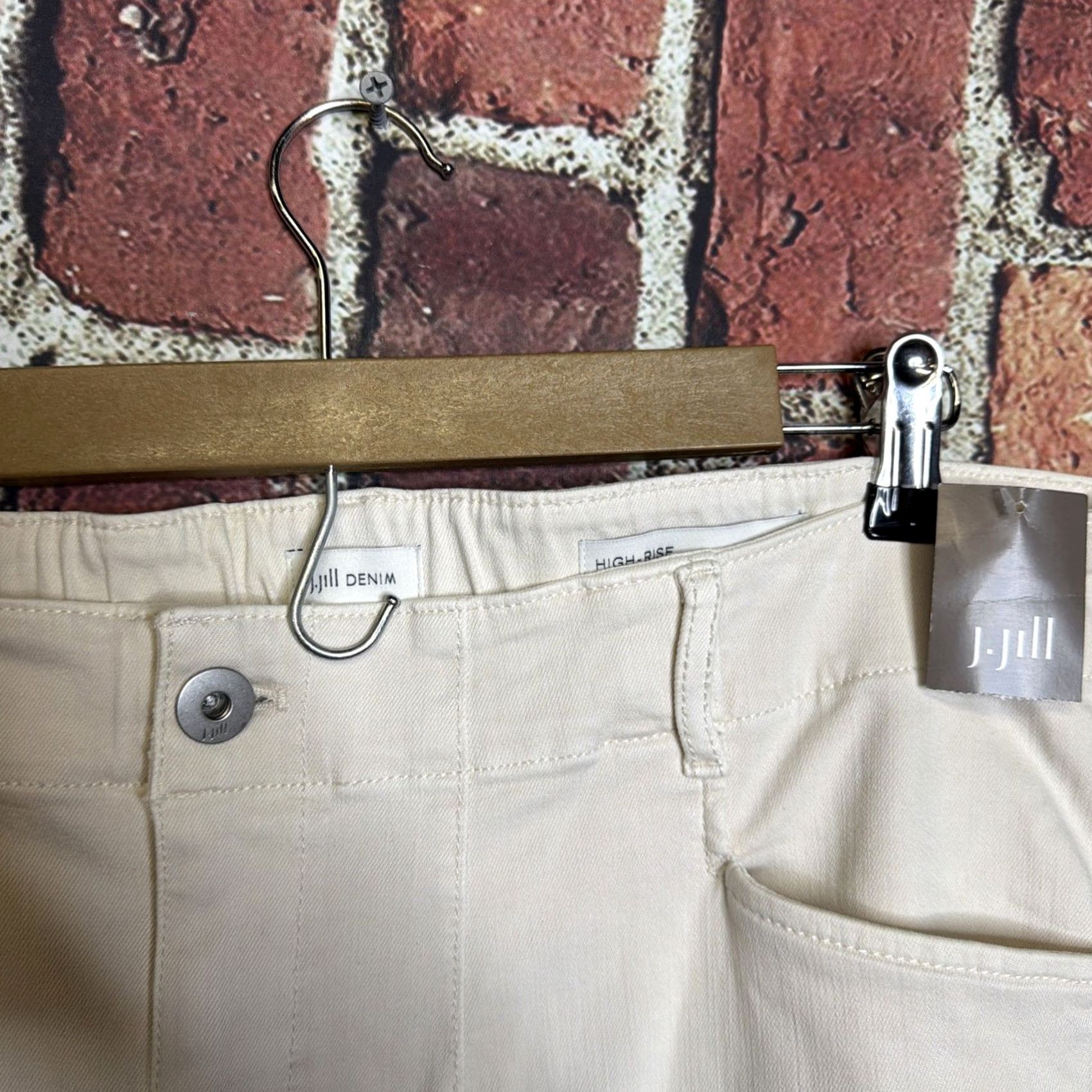 J. Jill NWT J Jill Denim High Rise Wide Leg Crop Jeans Beige Size 20R Womens Size 42" / US 20 - 2 Thumbnail