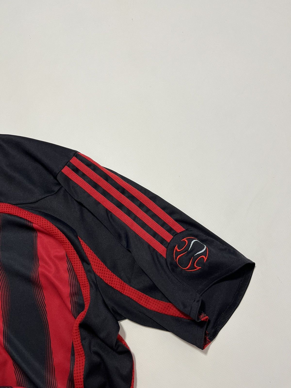 Adidas Vintage 2000’s Adidas Milan Jersey BLOKE CORE Y2K Kaka Size US M / EU 48-50 / 2 - 6 Thumbnail