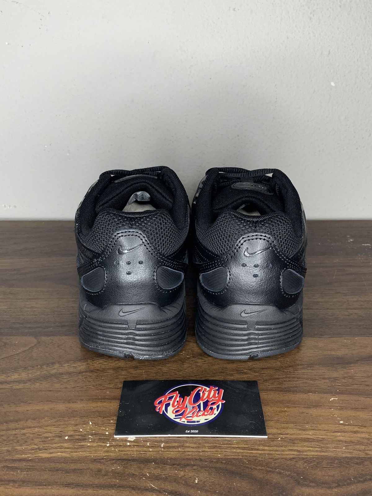 Nike Nike P-6000 Black Size US 8 / EU 41 - 4 Thumbnail