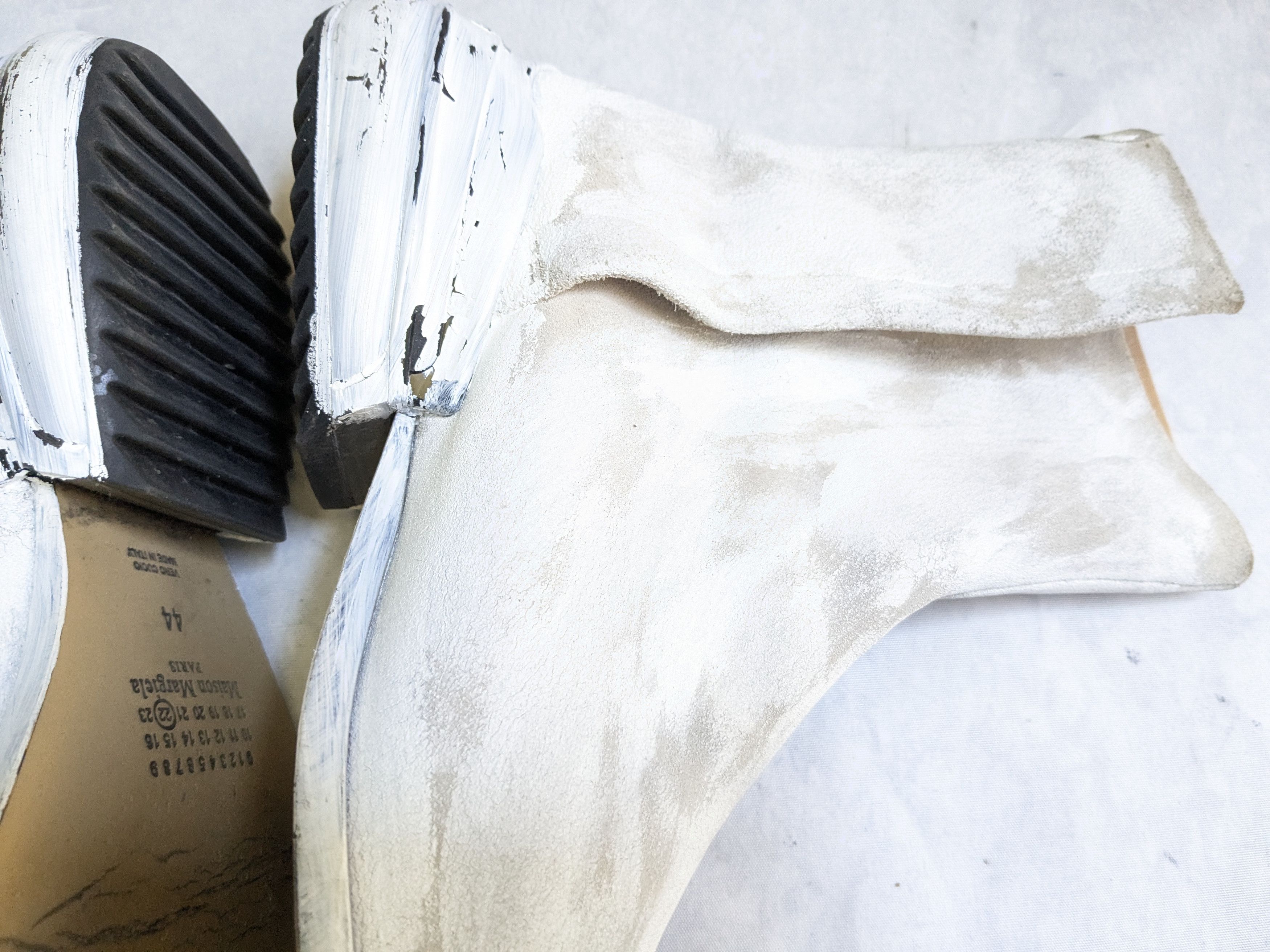 Maison Margiela Maison Margiela Tabi Boots White 11 44 Paint Leather Size US 11 / EU 44 - 9 Thumbnail