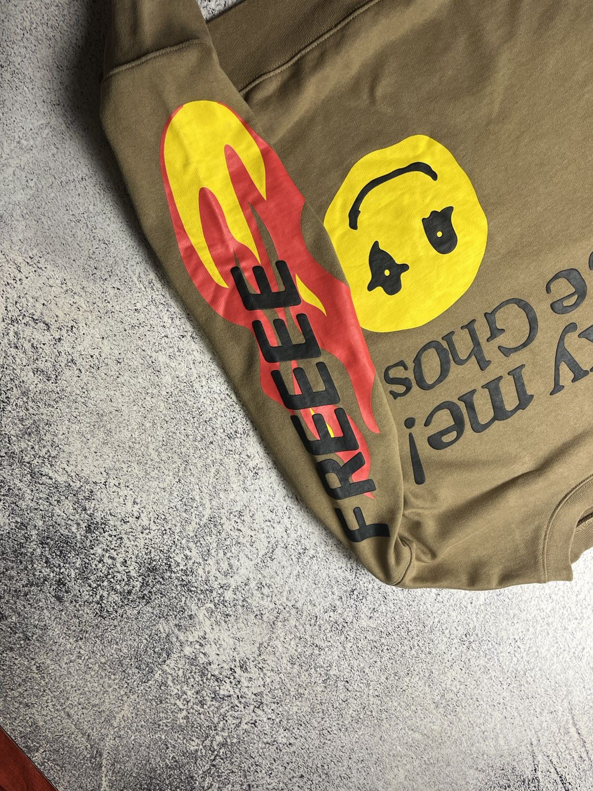 Rap Tees Lucky Me I See Ghosts Smiley Face Rap Hip Hop Sweatshirt Size US M / EU 48-50 / 2 - 12 Thumbnail