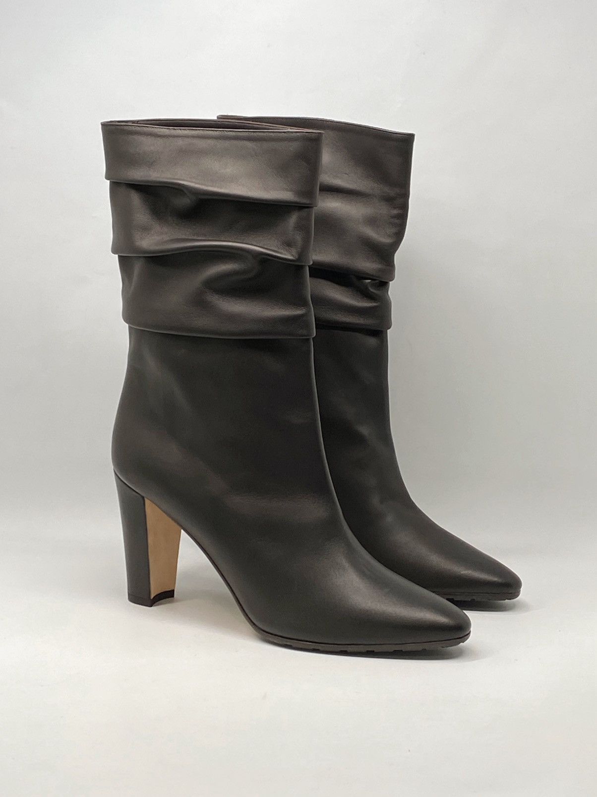 Manolo Blahnik Manolo Blahnik Calasso 90MM Ruched Leather Boots size 38 Size US 8 / IT 38 - 6 Thumbnail