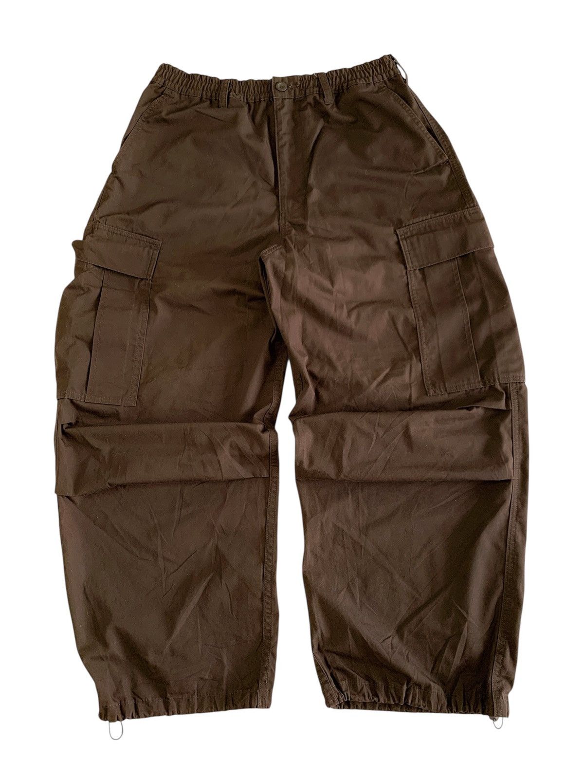 Gu ballons cargo pants with loose cut