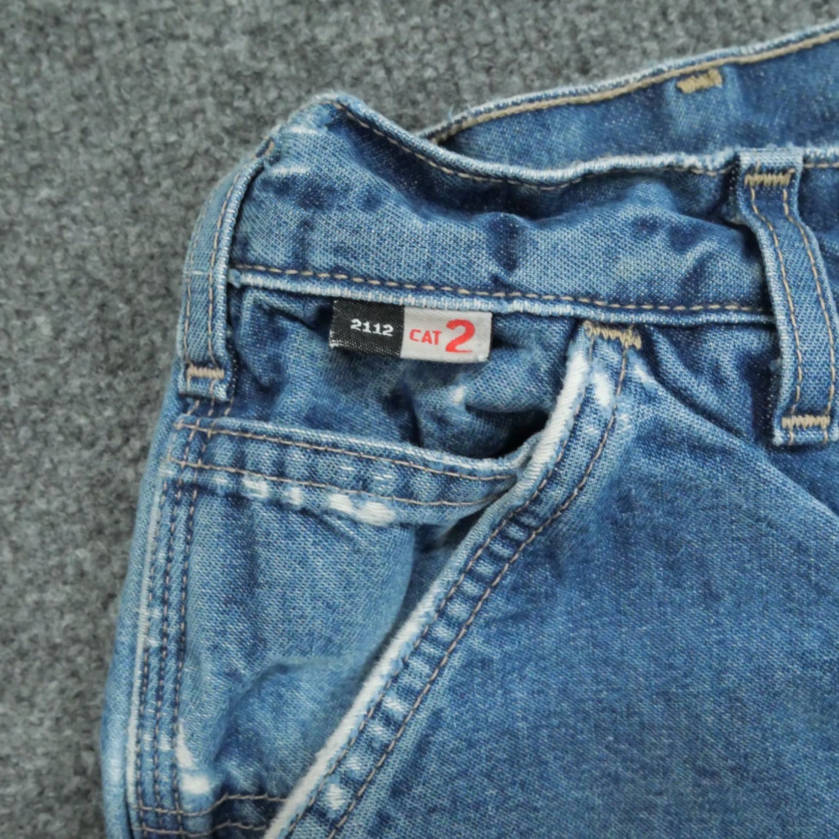 Carhartt VINTAGE Carhartt Jeans Mens 42x30 Blue Pants Workwear Flame Resistant Distress FRB13 DNM Size US 40 / EU 56 - 2 Thumbnail
