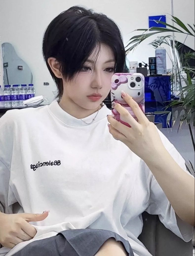 Balenciaga Balenciaga Solid color letter double B small Logo printed Size US S / EU 44-46 / 1 - 9 Thumbnail