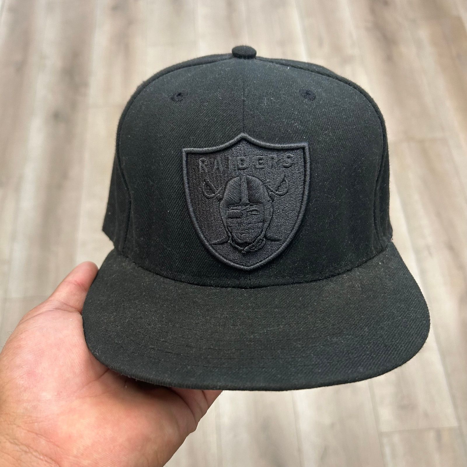 New Era Oakland Raiders New Era NFL Black Fitted Hat Cap size 7 1/4 Size ONE SIZE - 2 Thumbnail