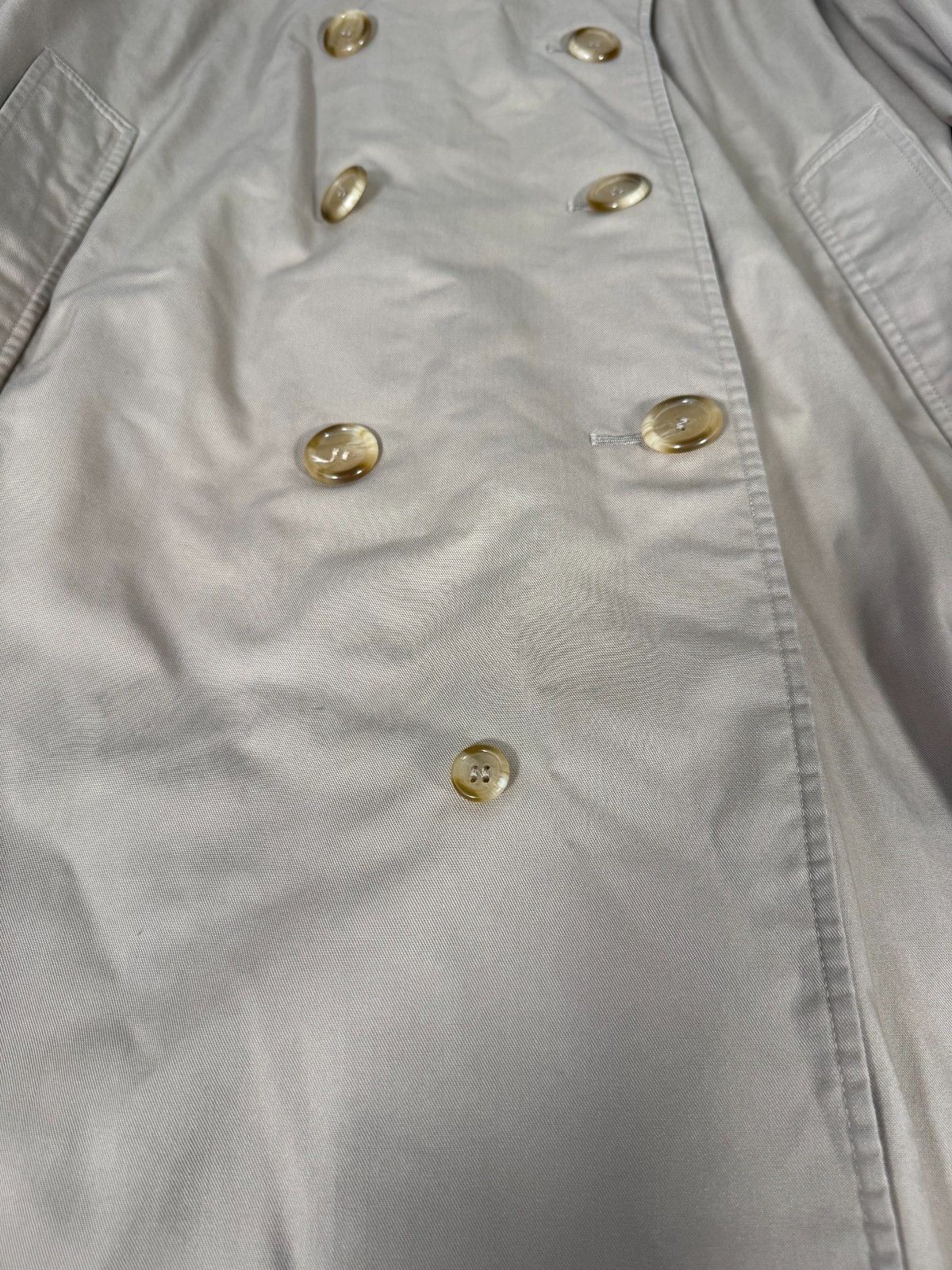 Burberry Vintage Burberry London Checkered Linning Beige Trench Coat Size US M / EU 48-50 / 2 - 6 Thumbnail