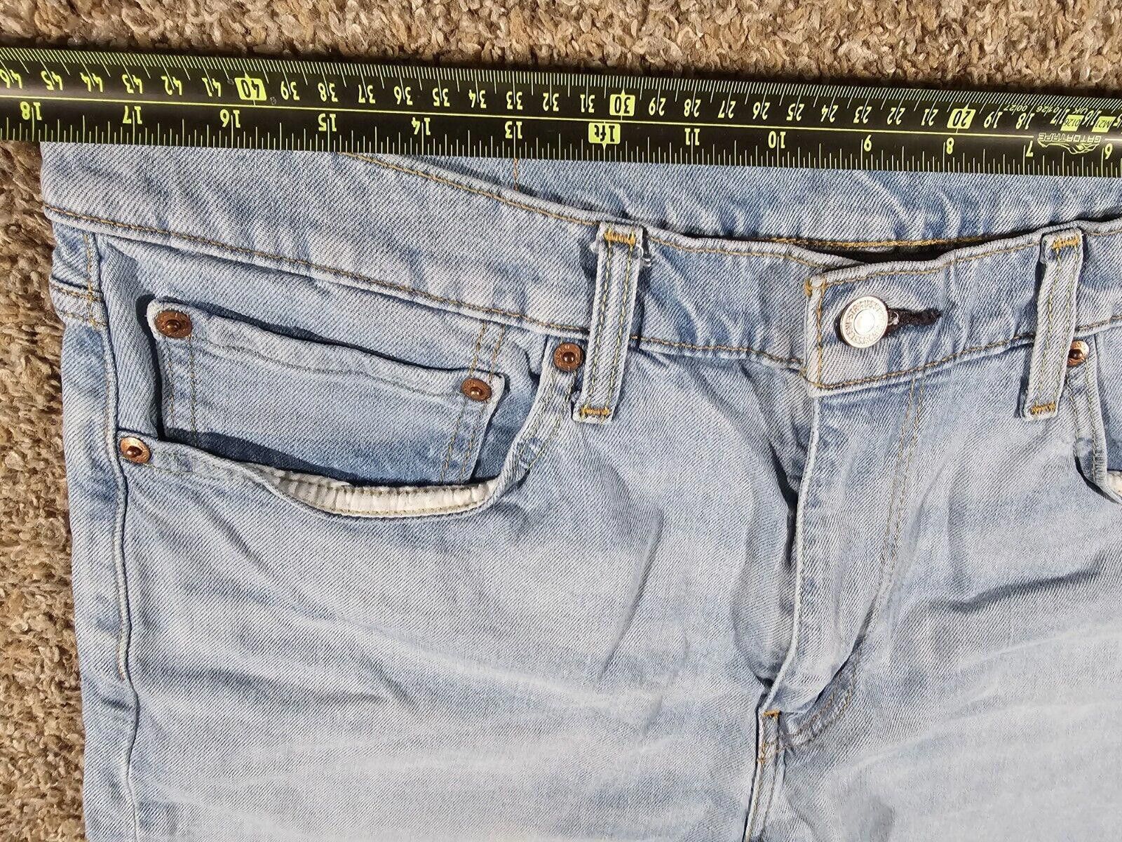 Levi's Levi's Jean Shorts Mens Sz 36 Blue 412 Light Wash Denim Size US 36 / EU 52 - 6 Thumbnail