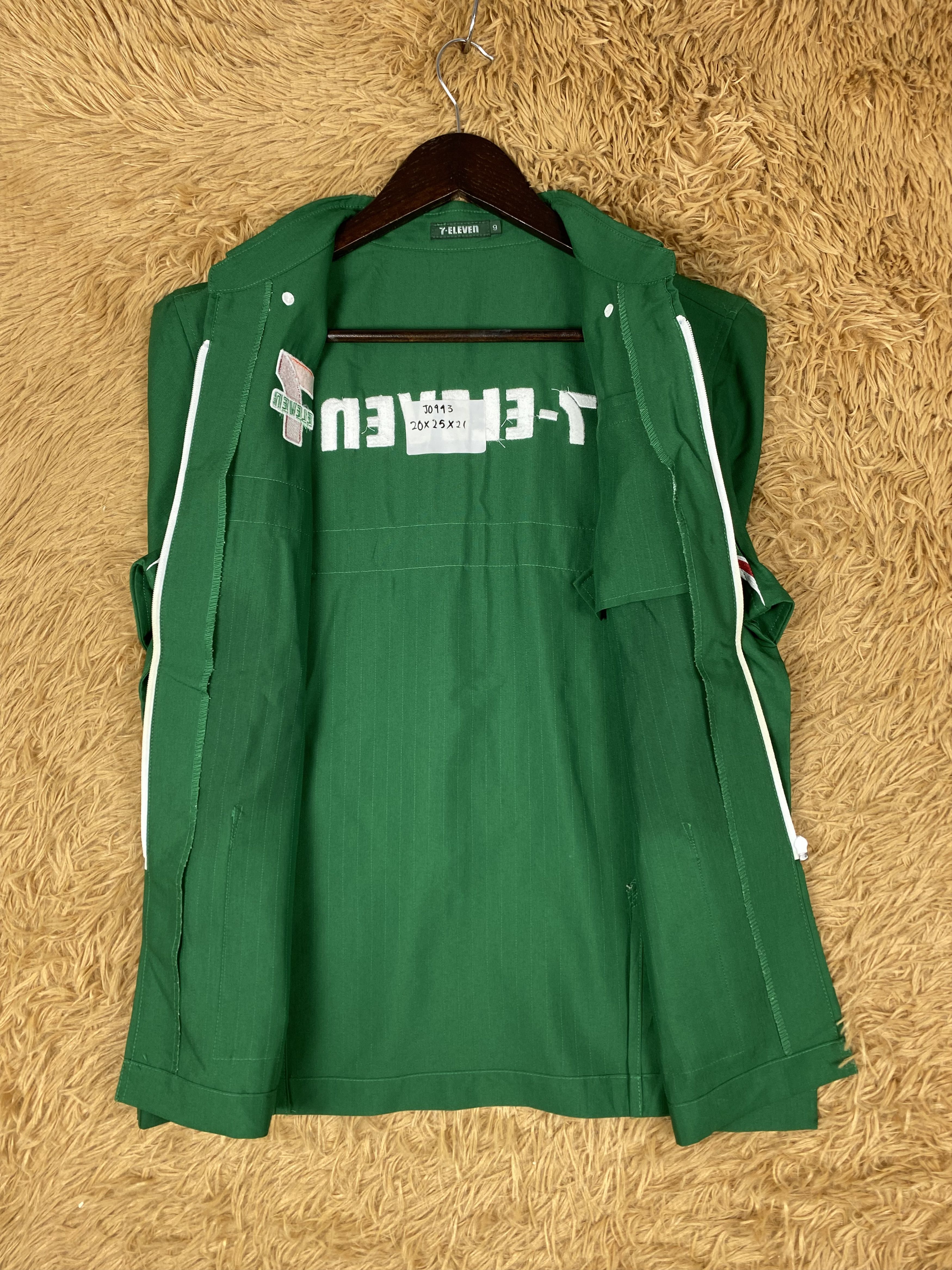 Japanese Brand Vintage 7 Eleven Zip Up Jacket DJ0933 Size US S / EU 44-46 / 1 - 6 Thumbnail