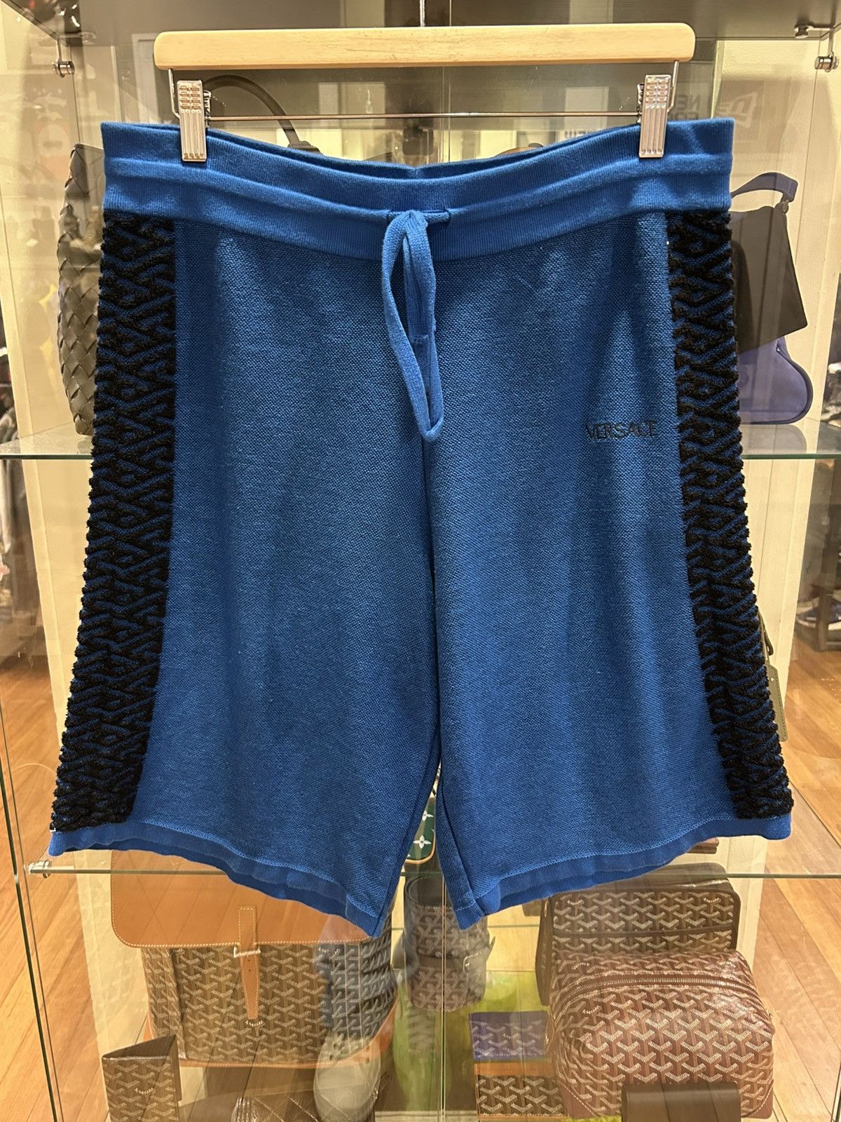 Versace Versace Knit Shorts Size US 36 / EU 52 - 1 Thumbnail