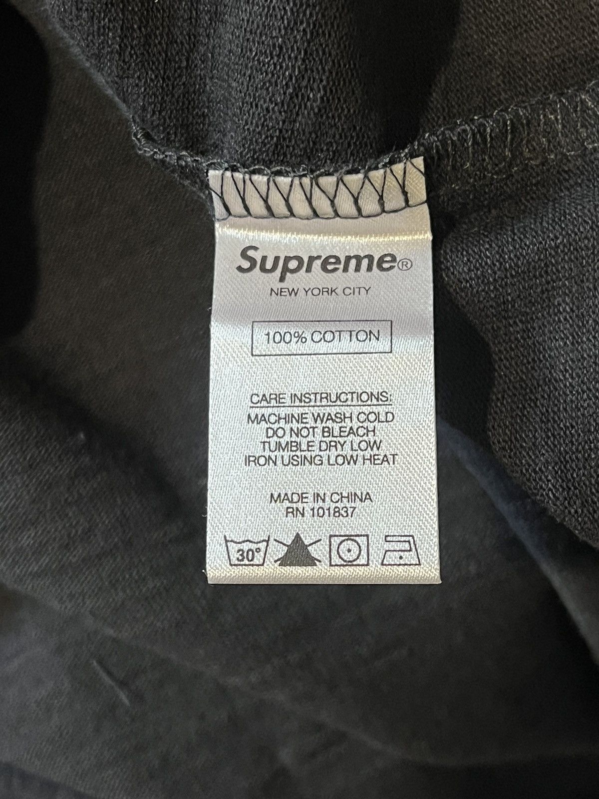 Supreme Supreme FW18 Nouveau Logo Tee Size US M / EU 48-50 / 2 - 3 Thumbnail