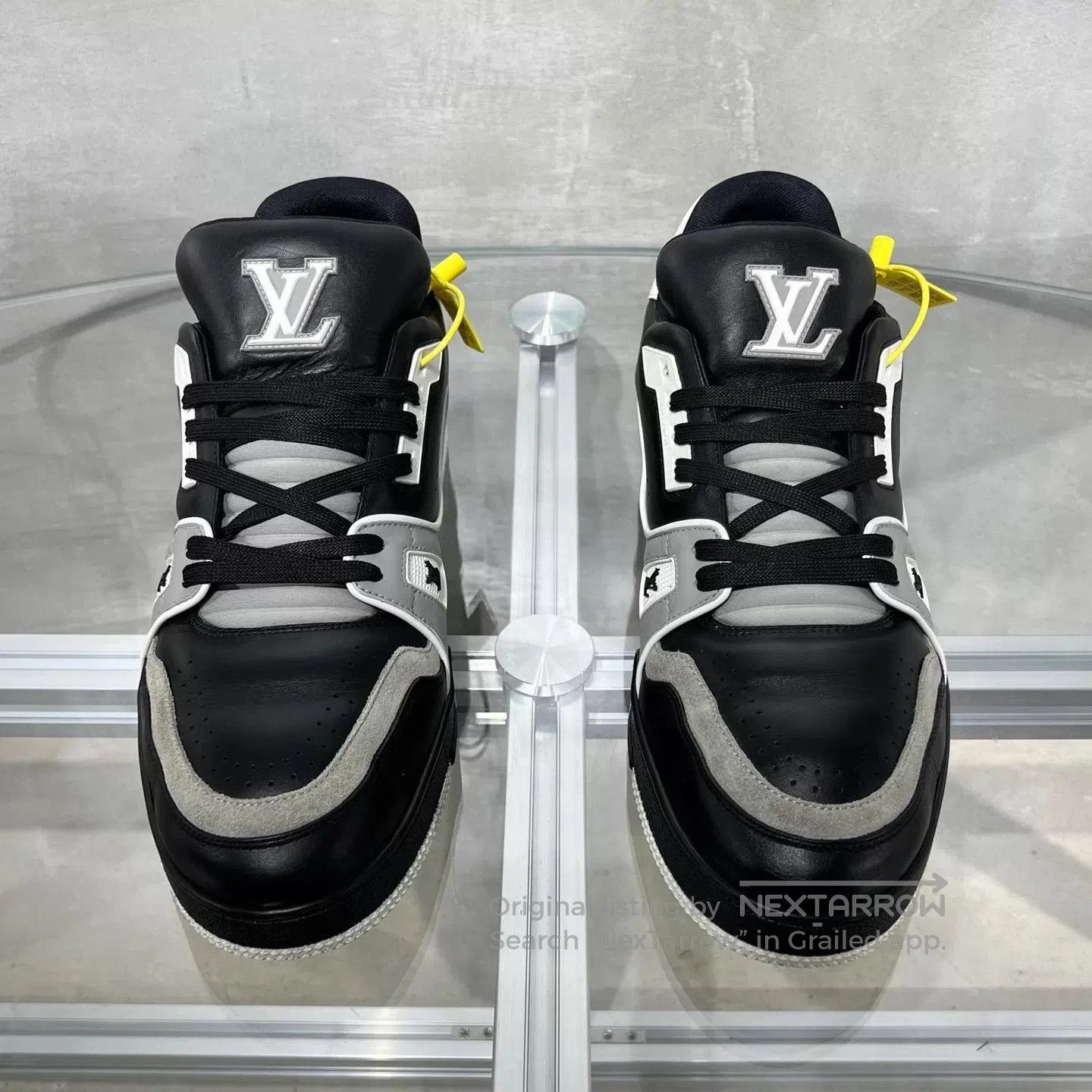 Louis Vuitton Black Low-Top Sneakers Size 10.5. Size US 10.5 / EU 43-44 - 1 Thumbnail