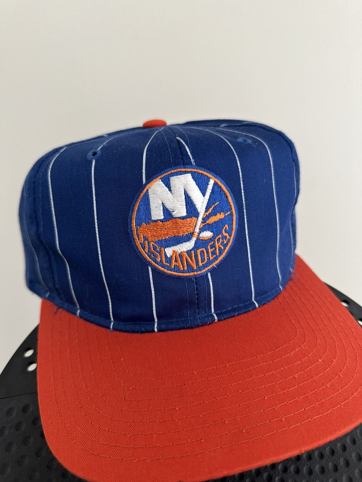 Vintage Vintage 90s New York Islanders Pinstripes Starter Snapback Size ONE SIZE - 2 Thumbnail