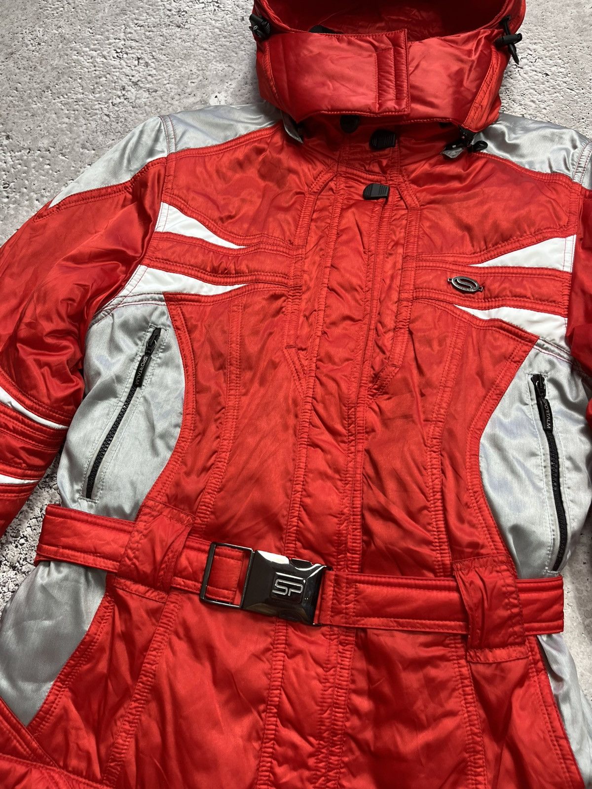 Sportalm Kitzbuhel Vintage Sportalm Red Silver Ski Jacket Belted Hooded Size 40 Size M / US 6-8 / IT 42-44 - 8 Thumbnail