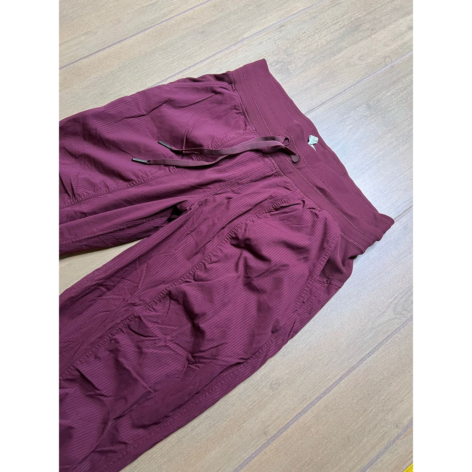 Lululemon Lululemon Women’s Maroon Dance Studio Mid-Rise Jogger Sz 6 Size US M / EU 48-50 / 2 - 11 Thumbnail