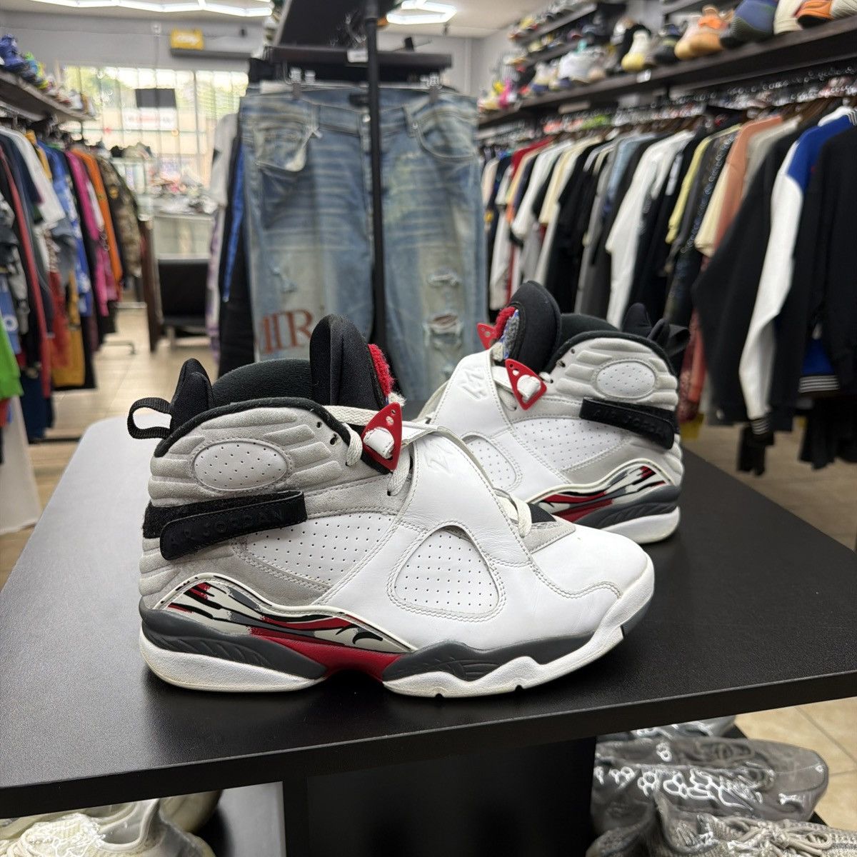 Jordan Brand Nike Air Jordan 8 VIII Retro Bugs Bunny 2025 Size 10 Size US 10 / EU 43 - 1 Thumbnail