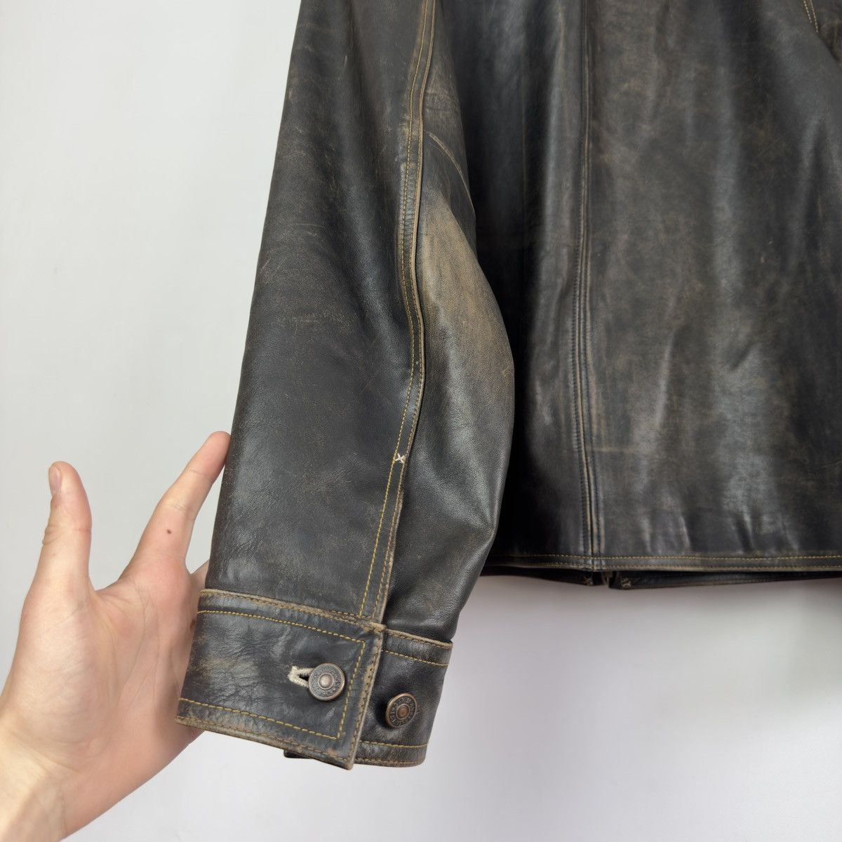 Gap Y2k OLD GAP Distressed Leather Jacket Heavyweight Boxy Faded Size US L / EU 52-54 / 3 - 9 Thumbnail