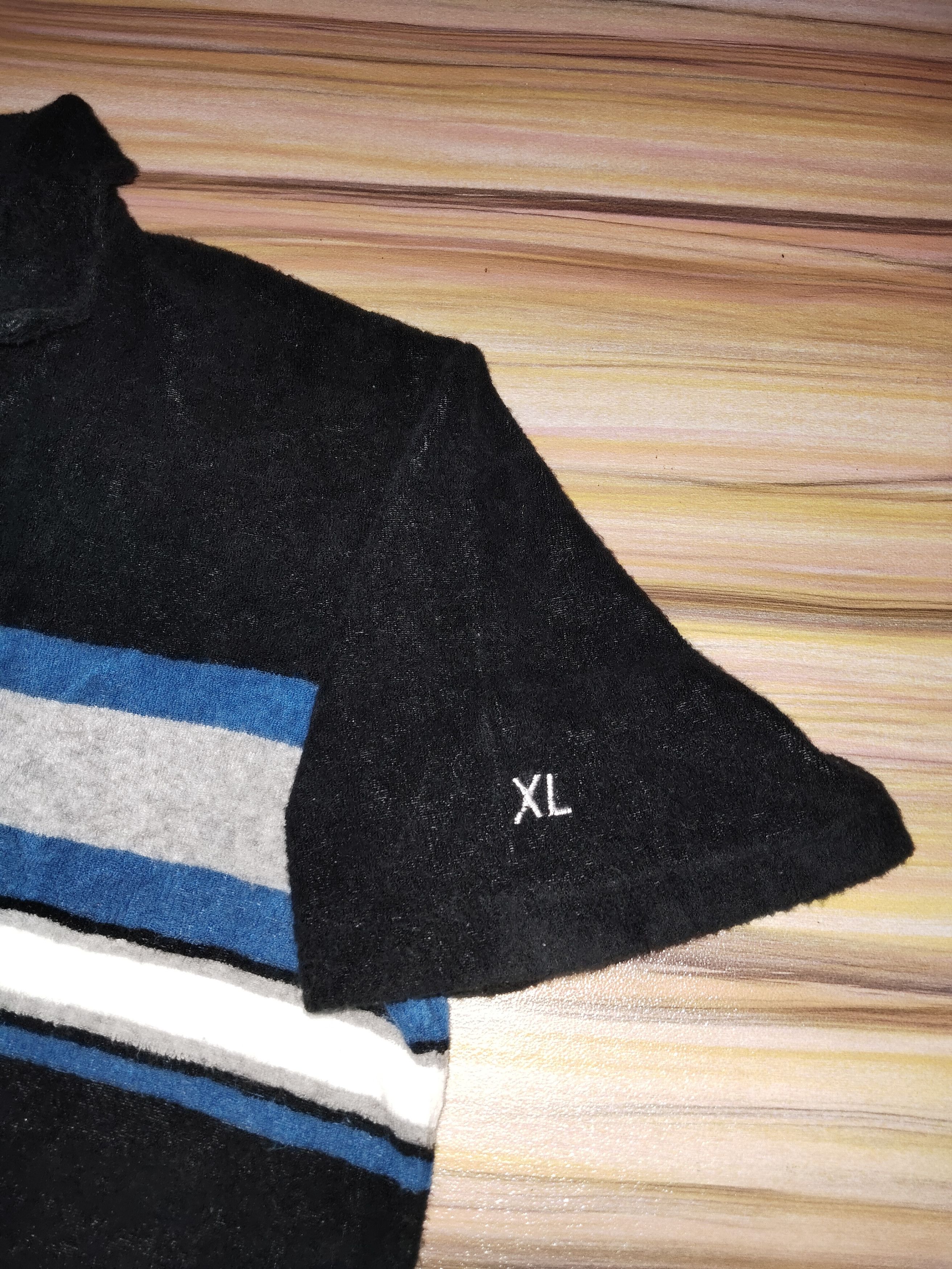Xlarge X-LARGE Shirt Size US L / EU 52-54 / 3 - 5 Thumbnail
