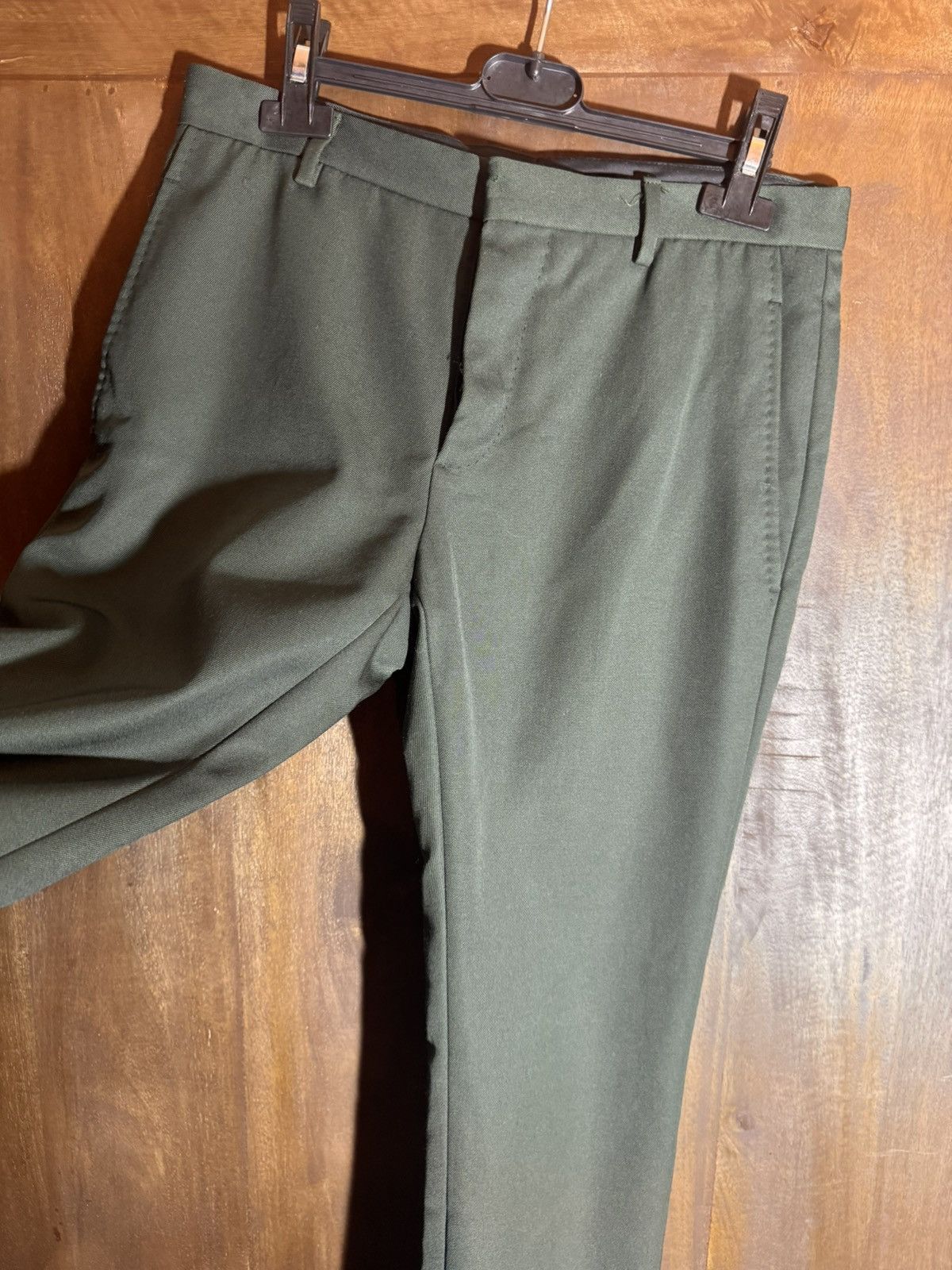 Valentino valentino dark green wool cropped slim pants xs 44 men Size US 28 / EU 44 - 7 Thumbnail