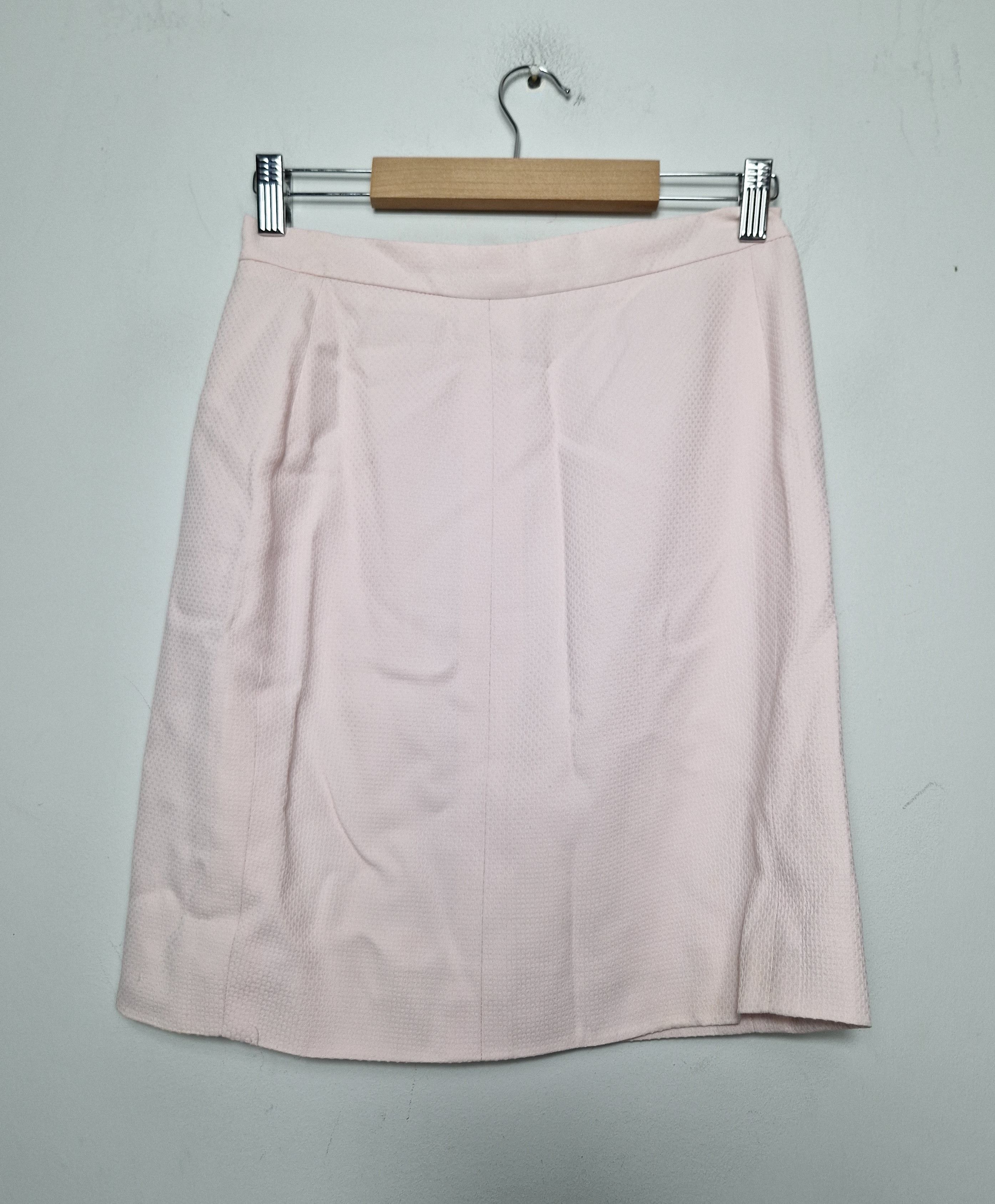 Chanel CHANEL BY KARL LAGERFELD pink mini skirt Size 26" / US 2 / IT 38 - 8 Thumbnail