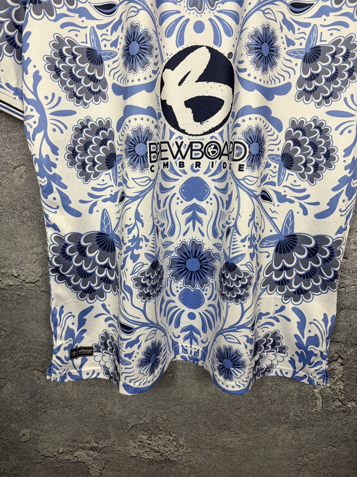 Umbro Umbro Cambridge United FC 2024/25 Away Jersey Floral Print Size US XXL / EU 58 / 5 - 6 Thumbnail