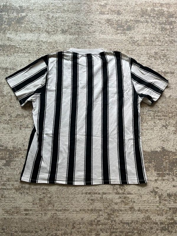 Guess Guess Sz XL Stripped Retro T-Shirt Heavy Cotton Rare Size US XL / EU 56 / 4 - 12 Thumbnail