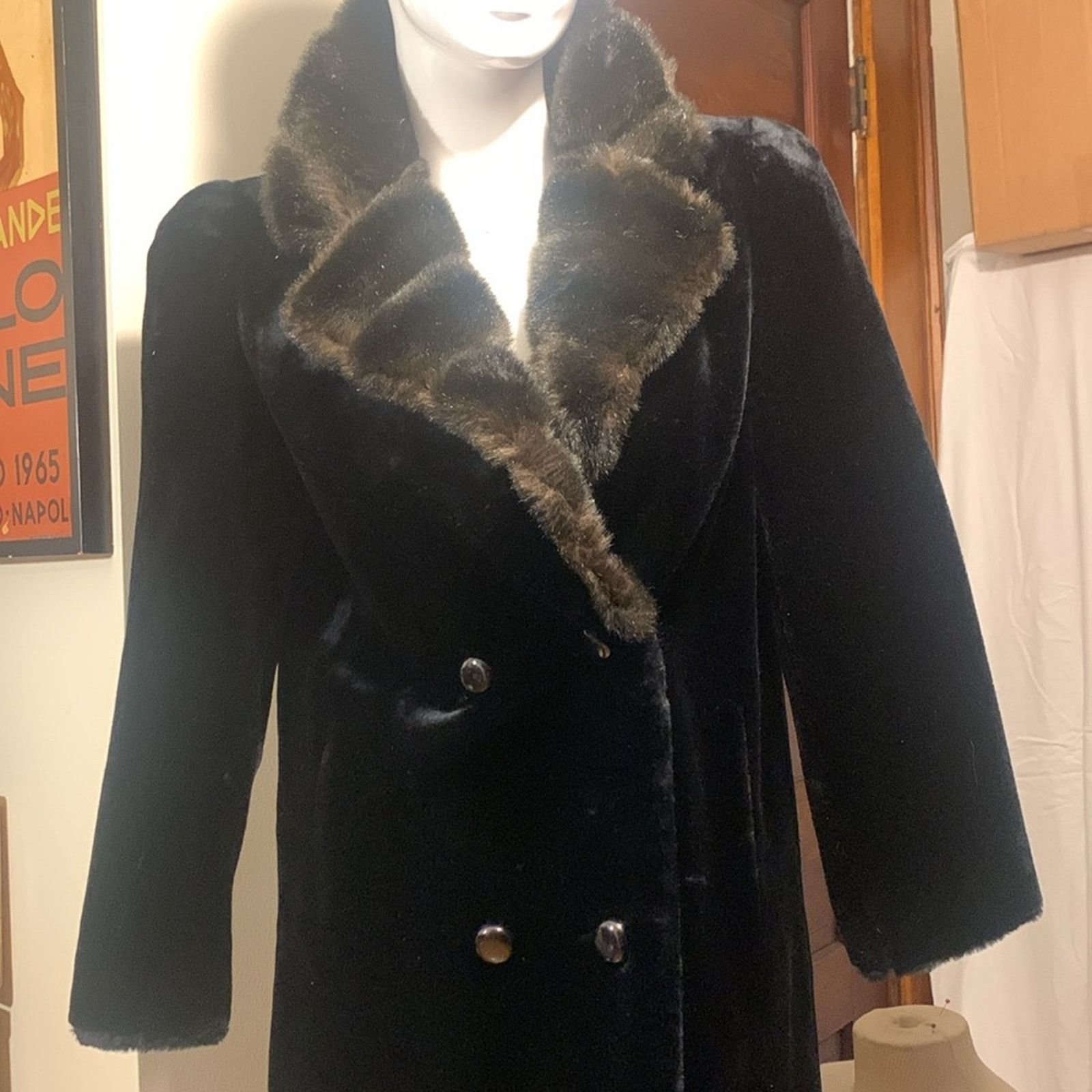Vintage STYLE VI LTD long luxurious faux fur coat vintage 60’s 70’s Size M / US 6-8 / IT 42-44 - 3 Thumbnail