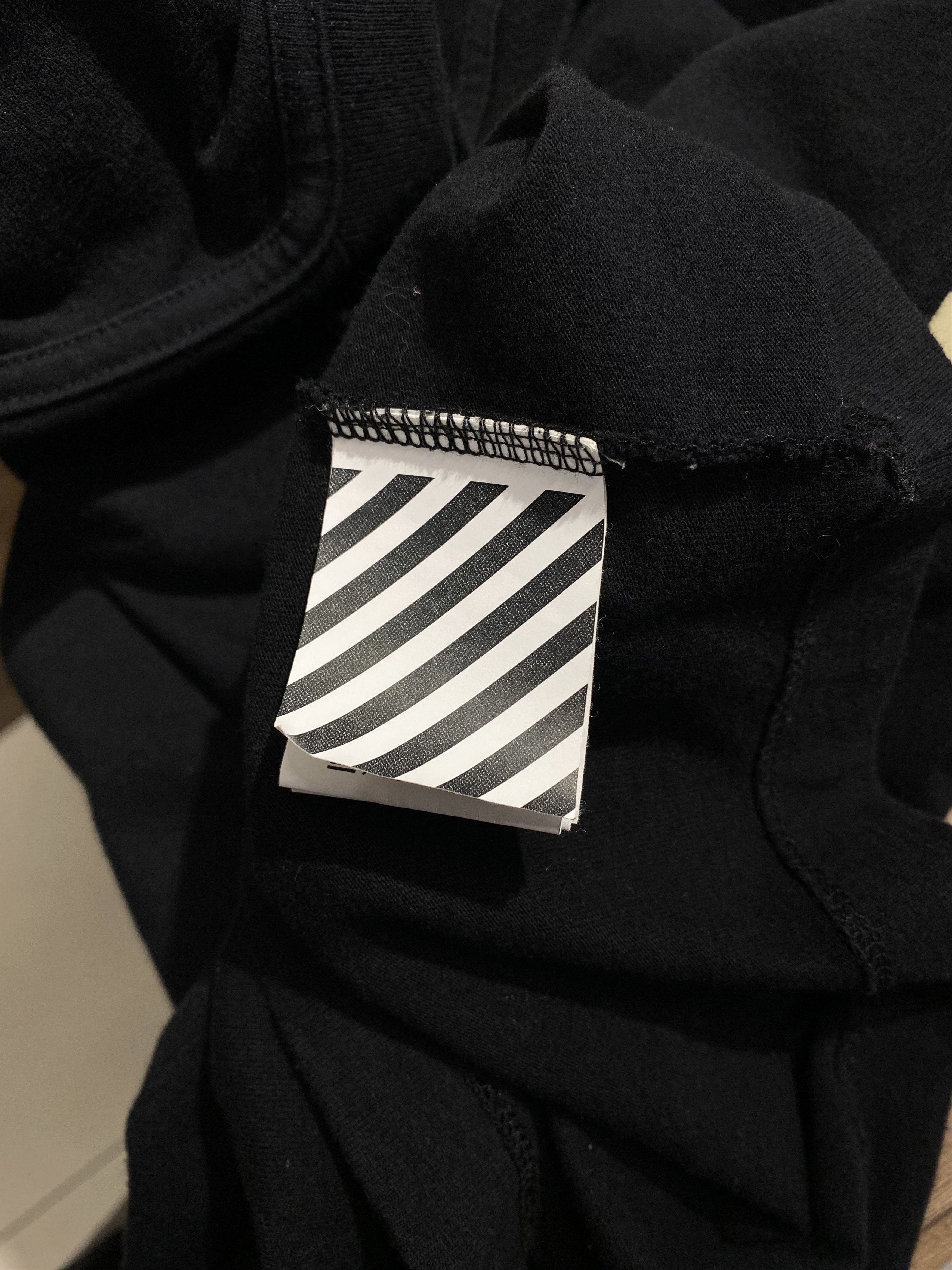 Off-White Off-White by Virgil Abloh Tape Arrows T-Shirt 'Black' size S Size US S / EU 44-46 / 1 - 11 Thumbnail
