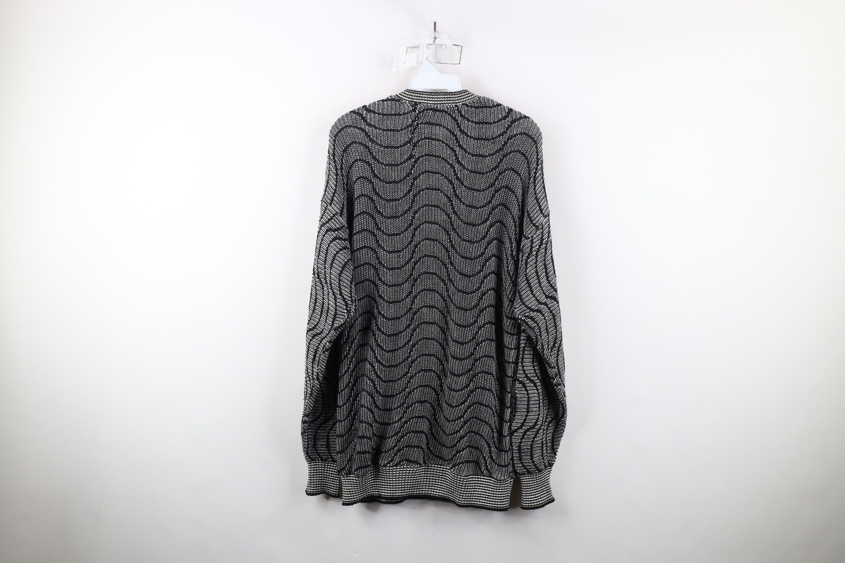 Vintage Vintage 90s Streetwear Wavy Ribbed Knit Crewneck Sweater USA Size US L / EU 52-54 / 3 - 9 Thumbnail